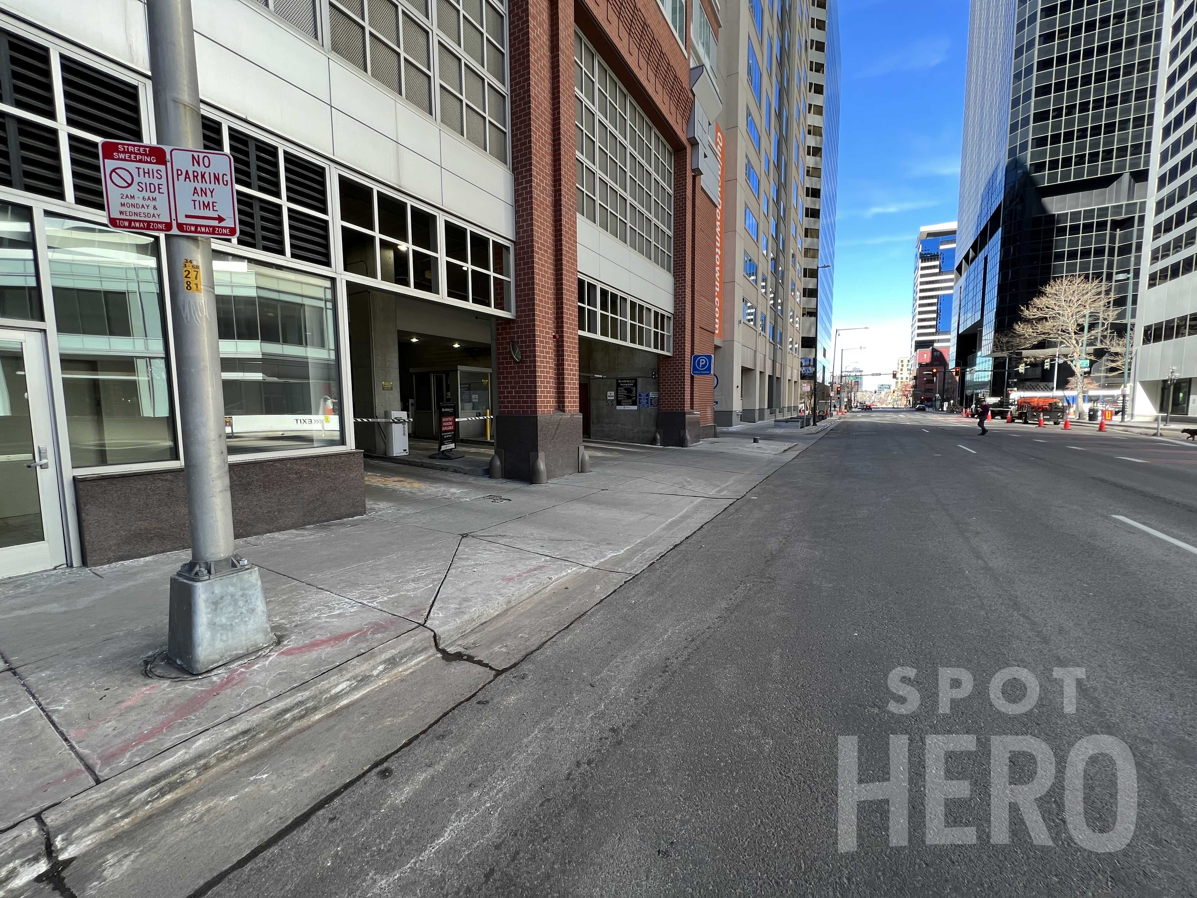 946 18th Street Parking