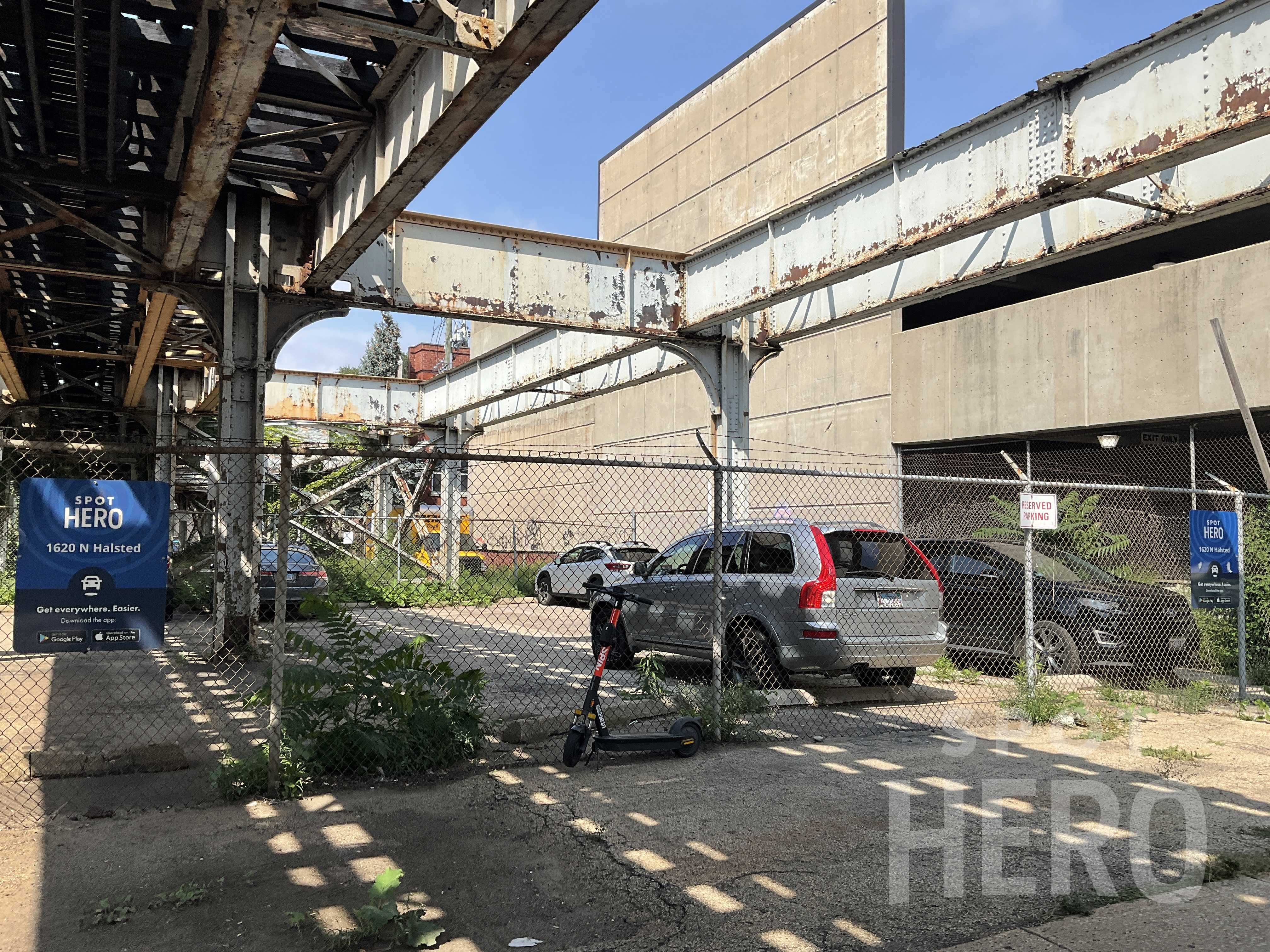 1620 North Halsted Street Parking