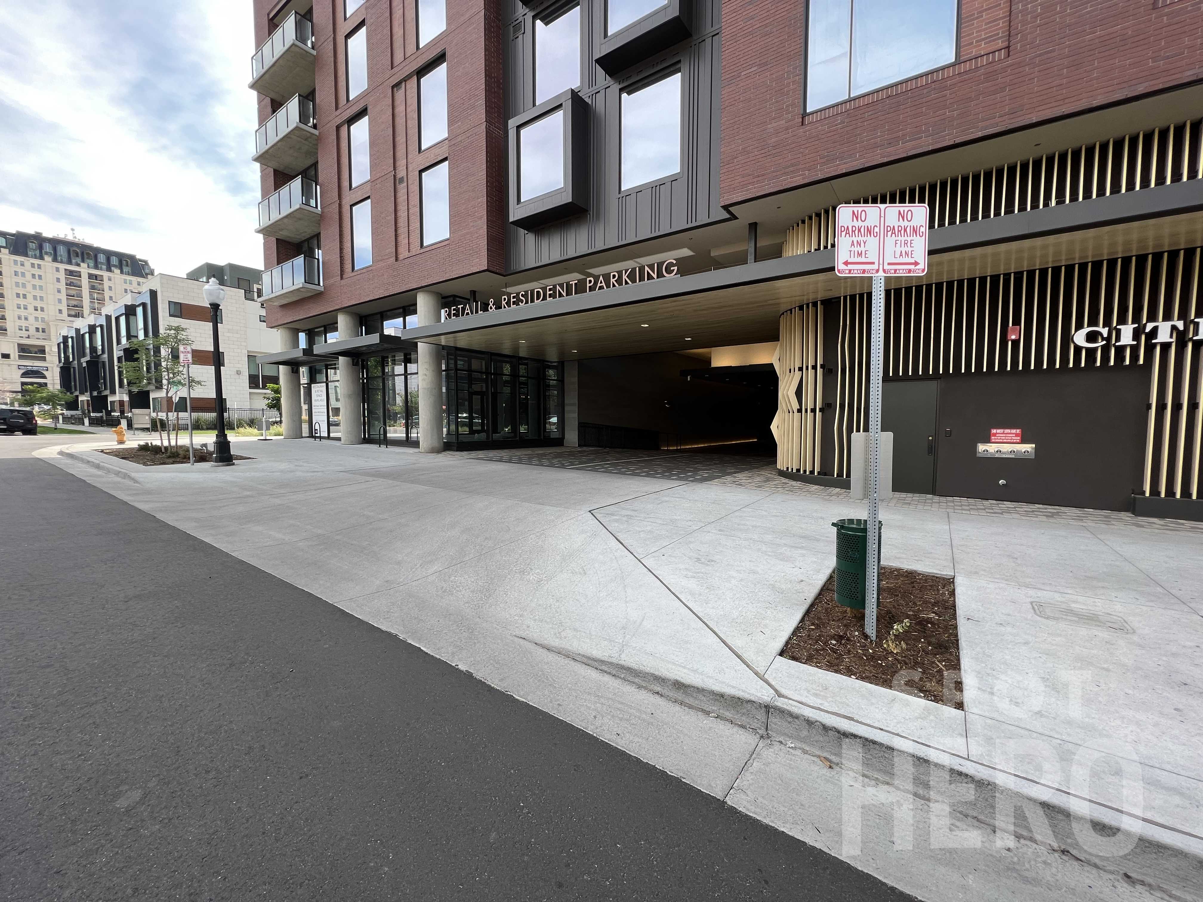 140 West 10th Avenue Parking