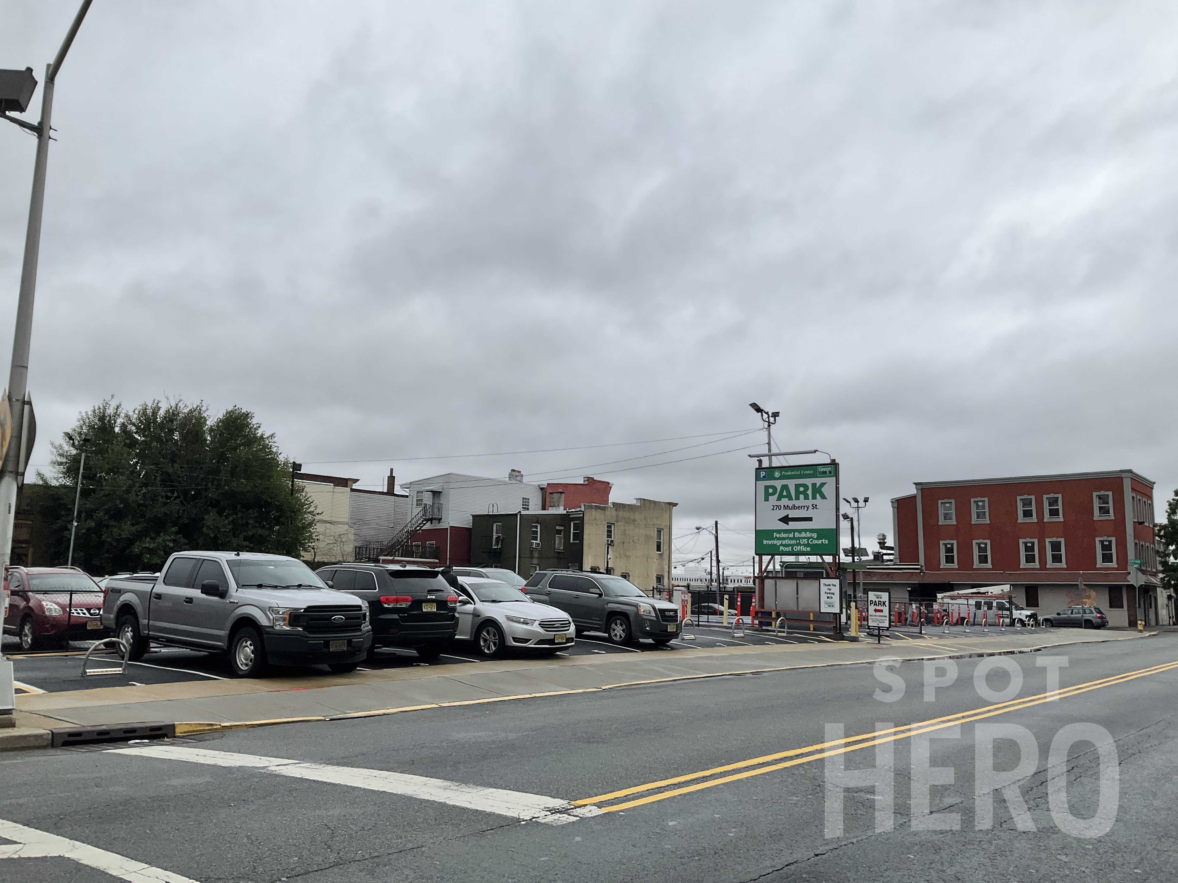 270 Mulberry Street Parking