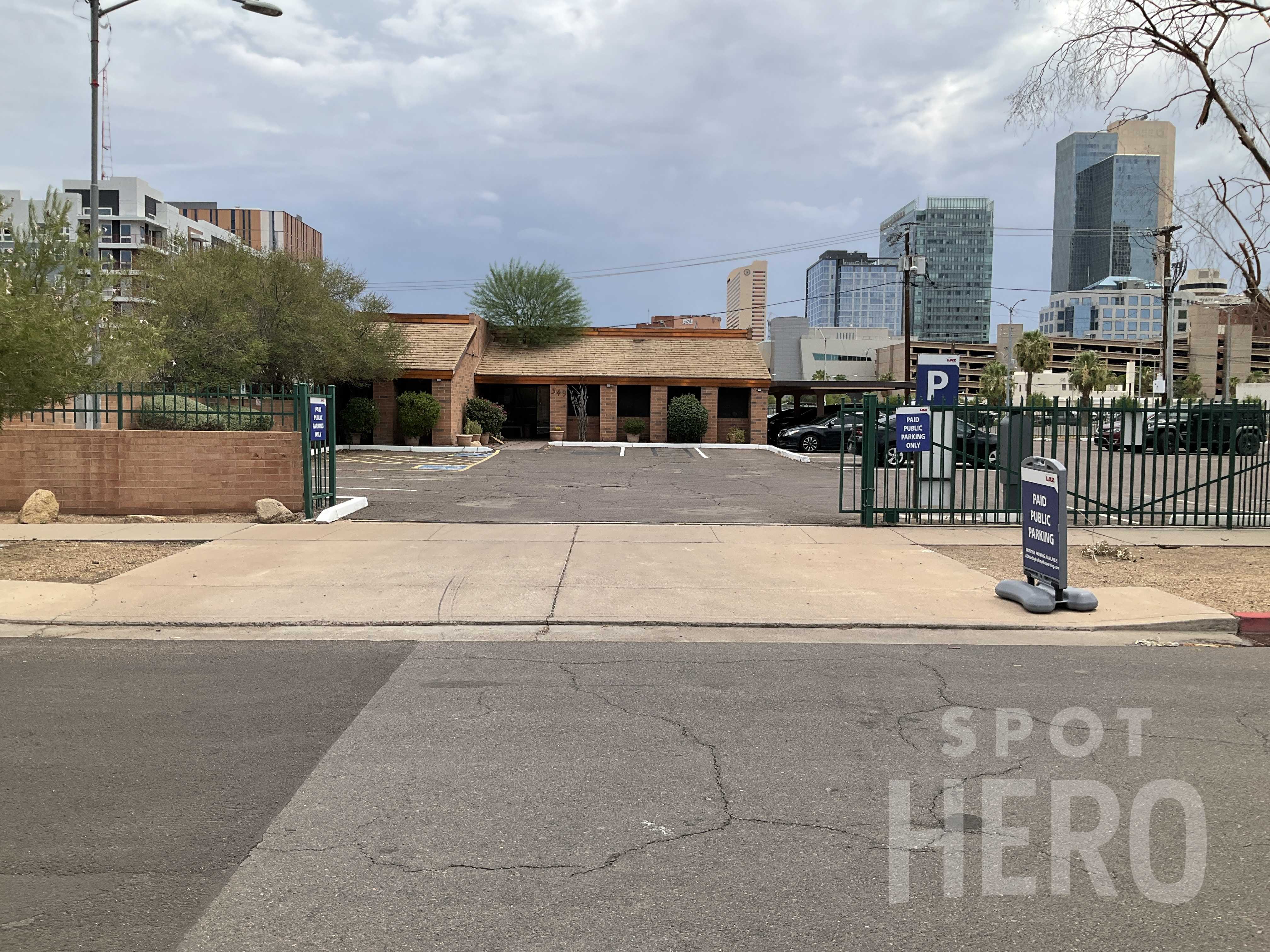 349 North 4th Avenue Parking