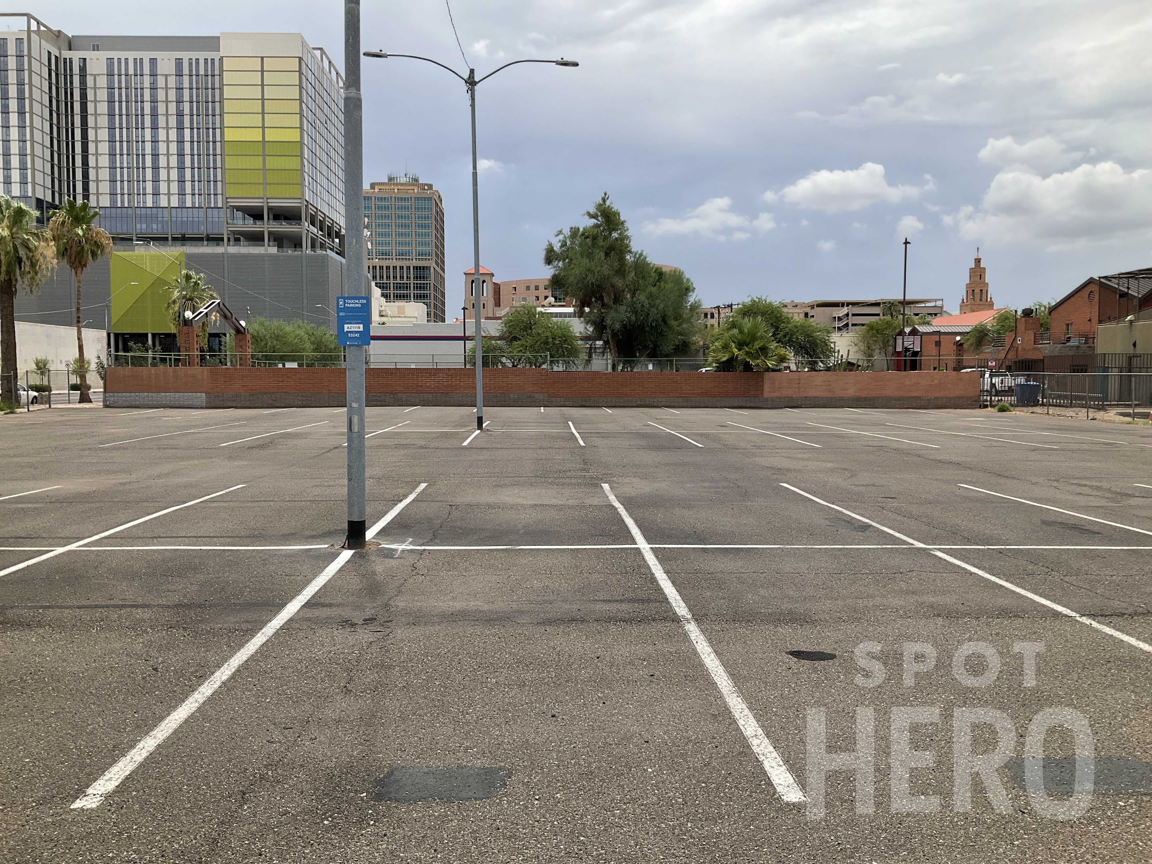 332 North 3rd Avenue Parking