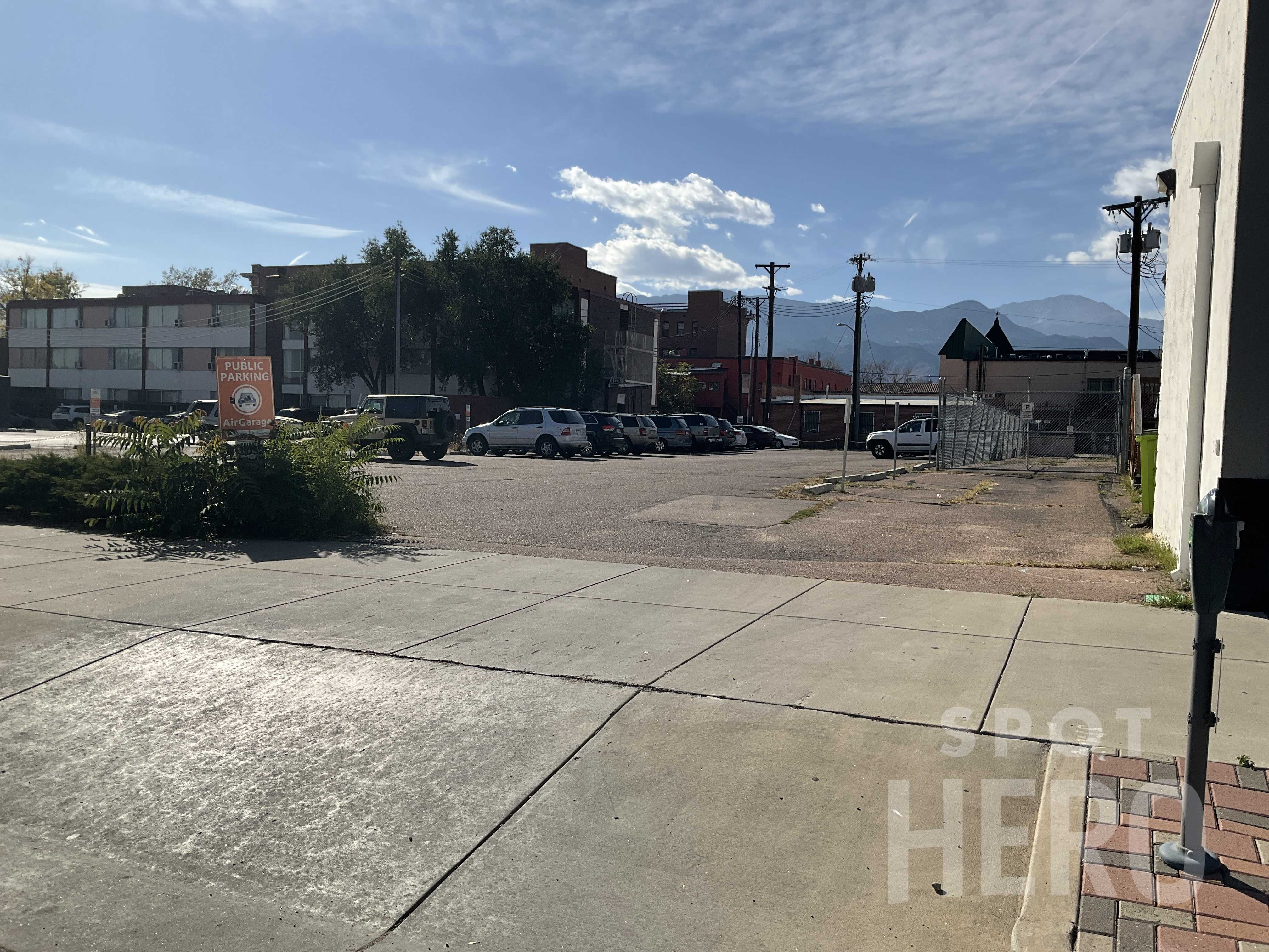 322 North Nevada Avenue Parking
