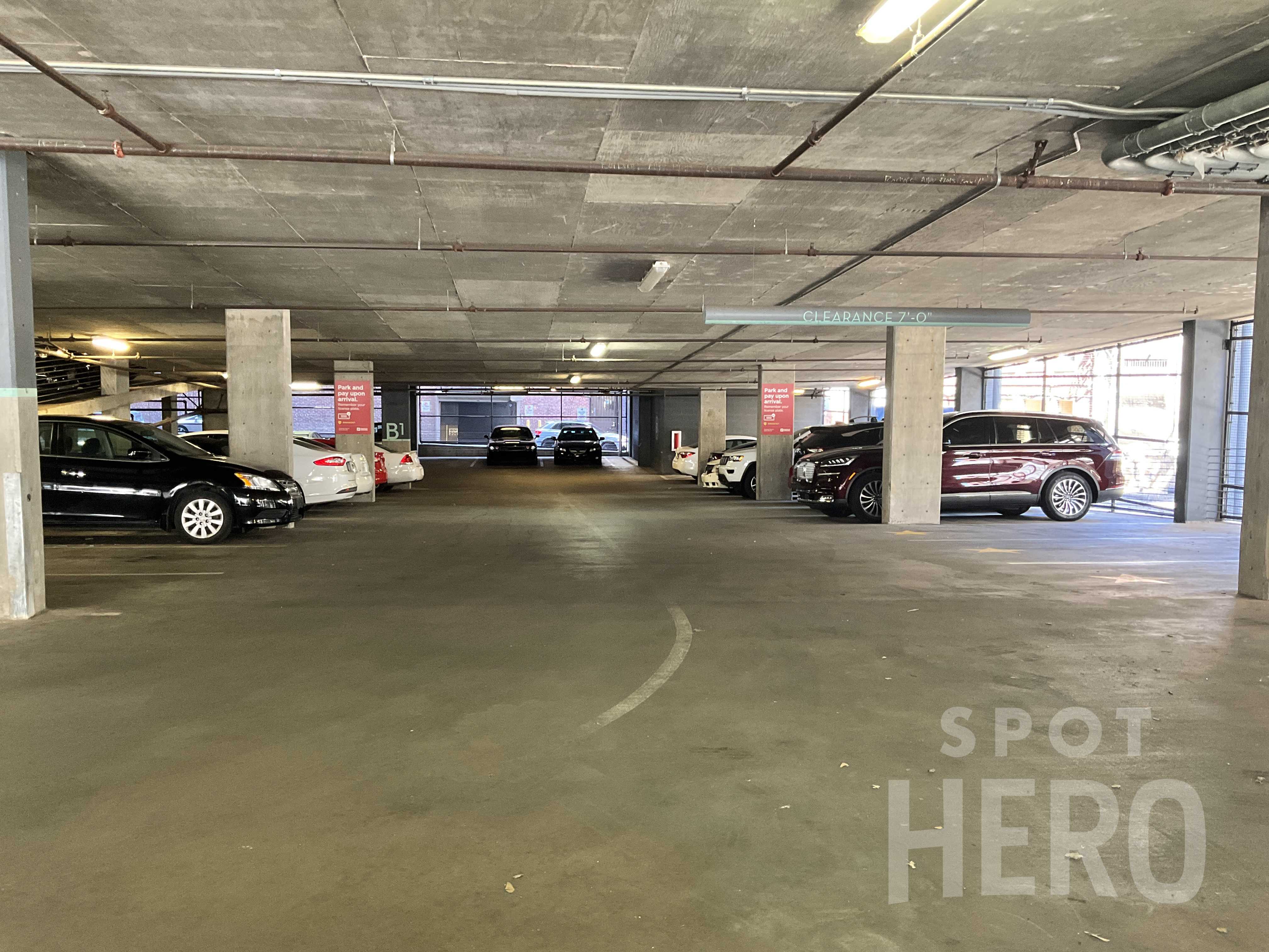 106 Gayoso Avenue Parking