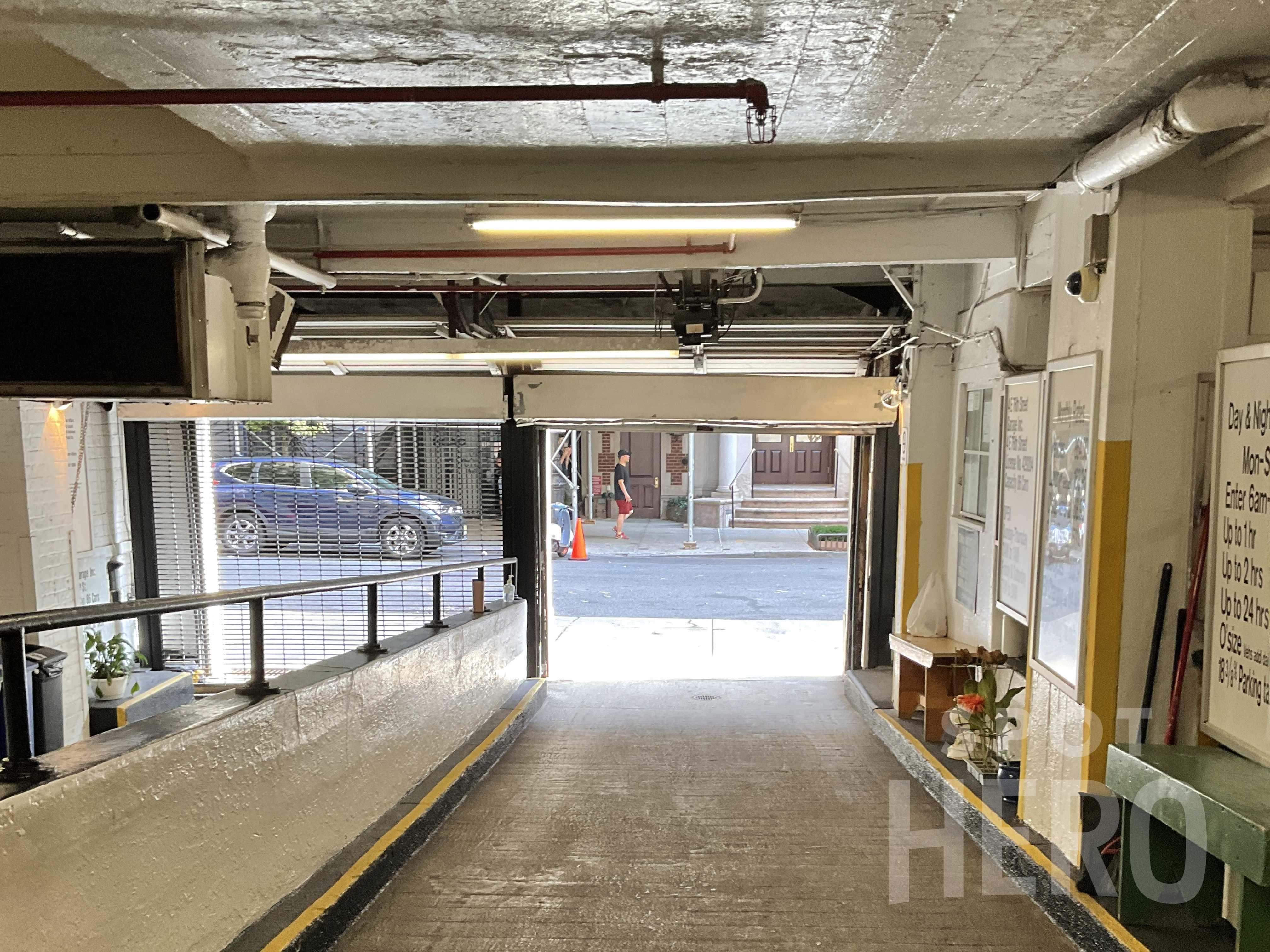 4e East 76th Street Parking