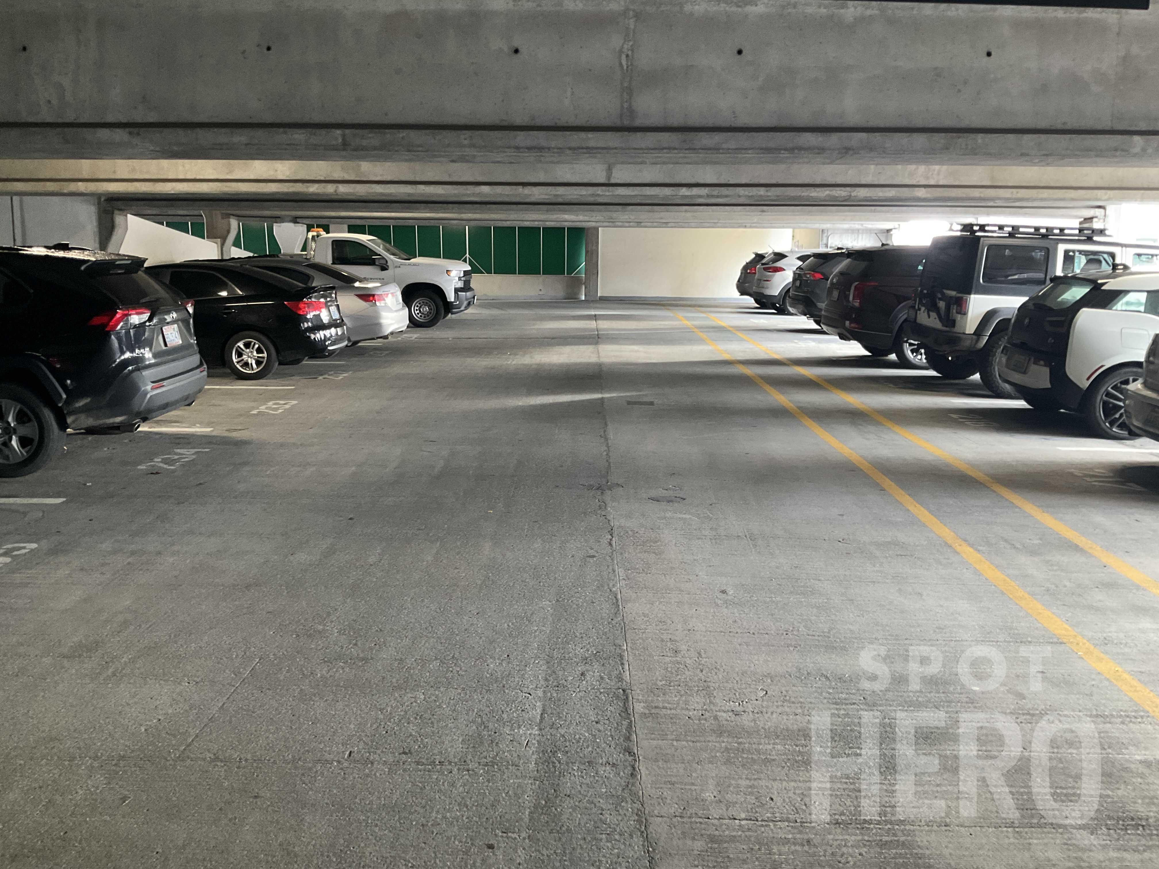 1712 California Street Parking