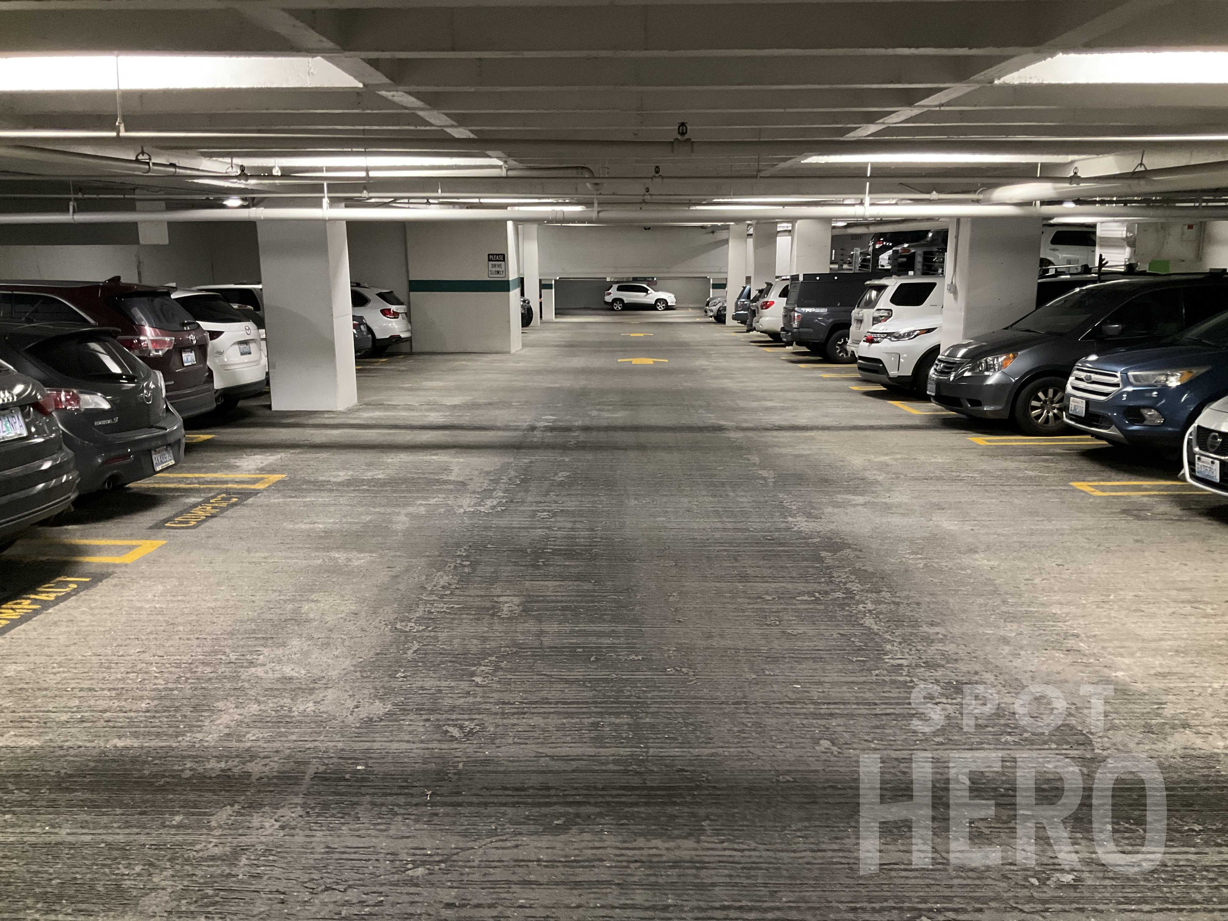 500 Columbia St Parking