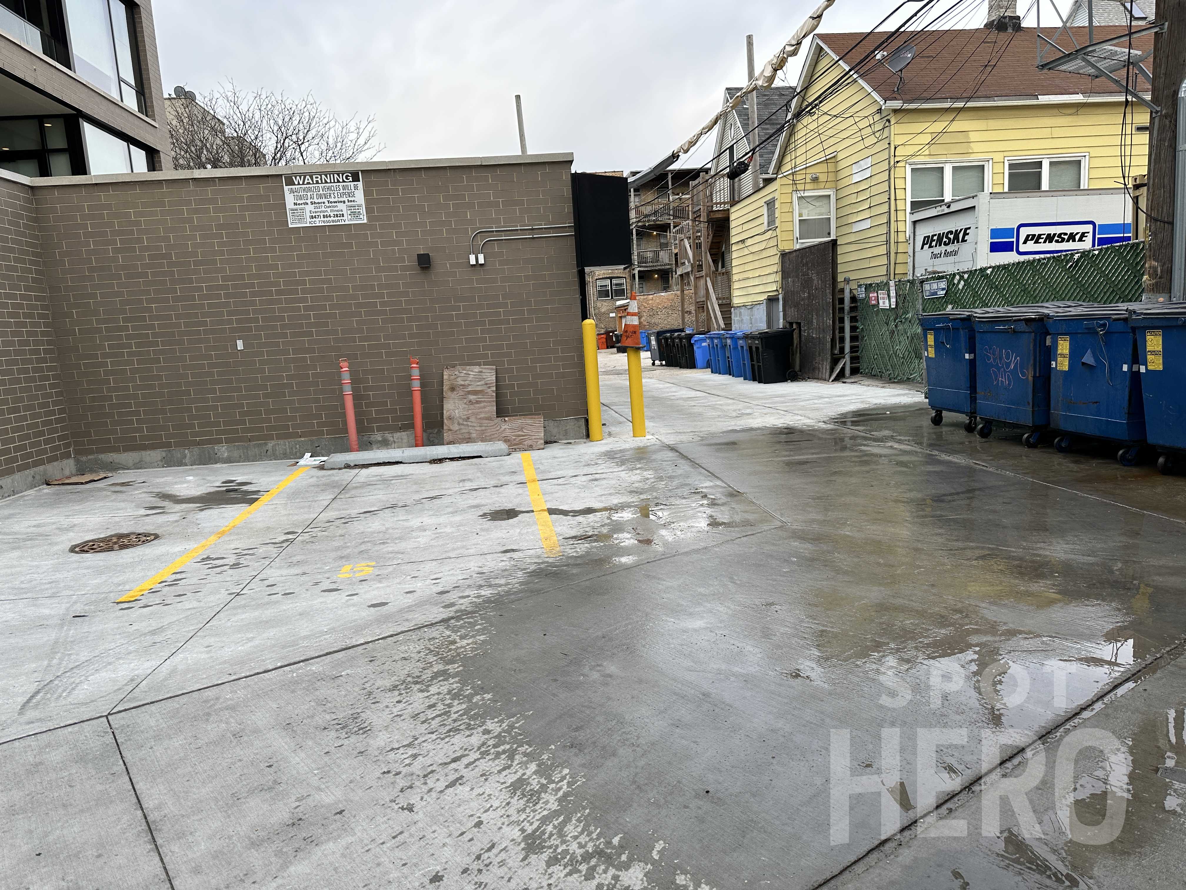 1118 West Patterson Avenue Parking