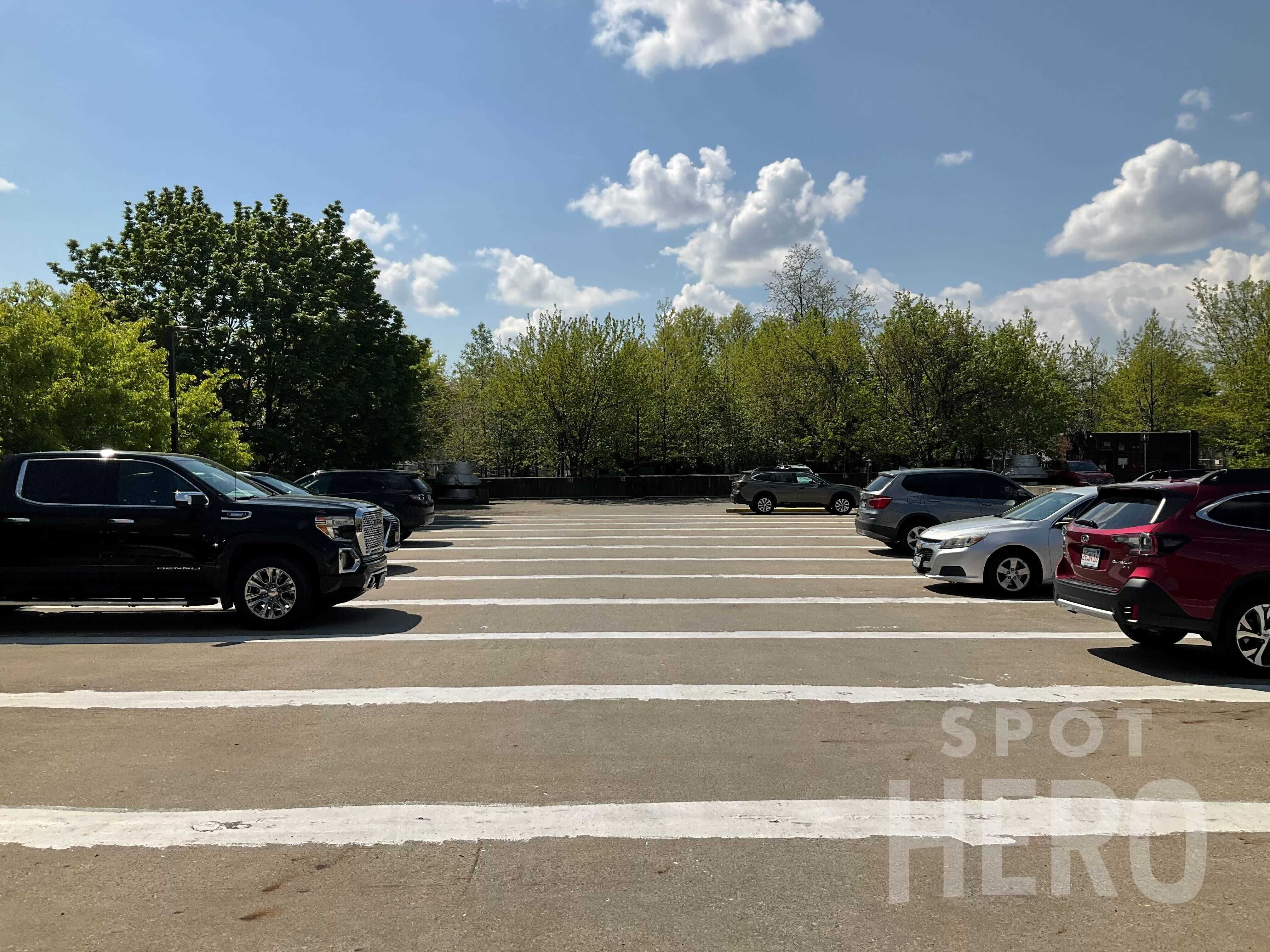 10404 Ditmars Boulevard Parking