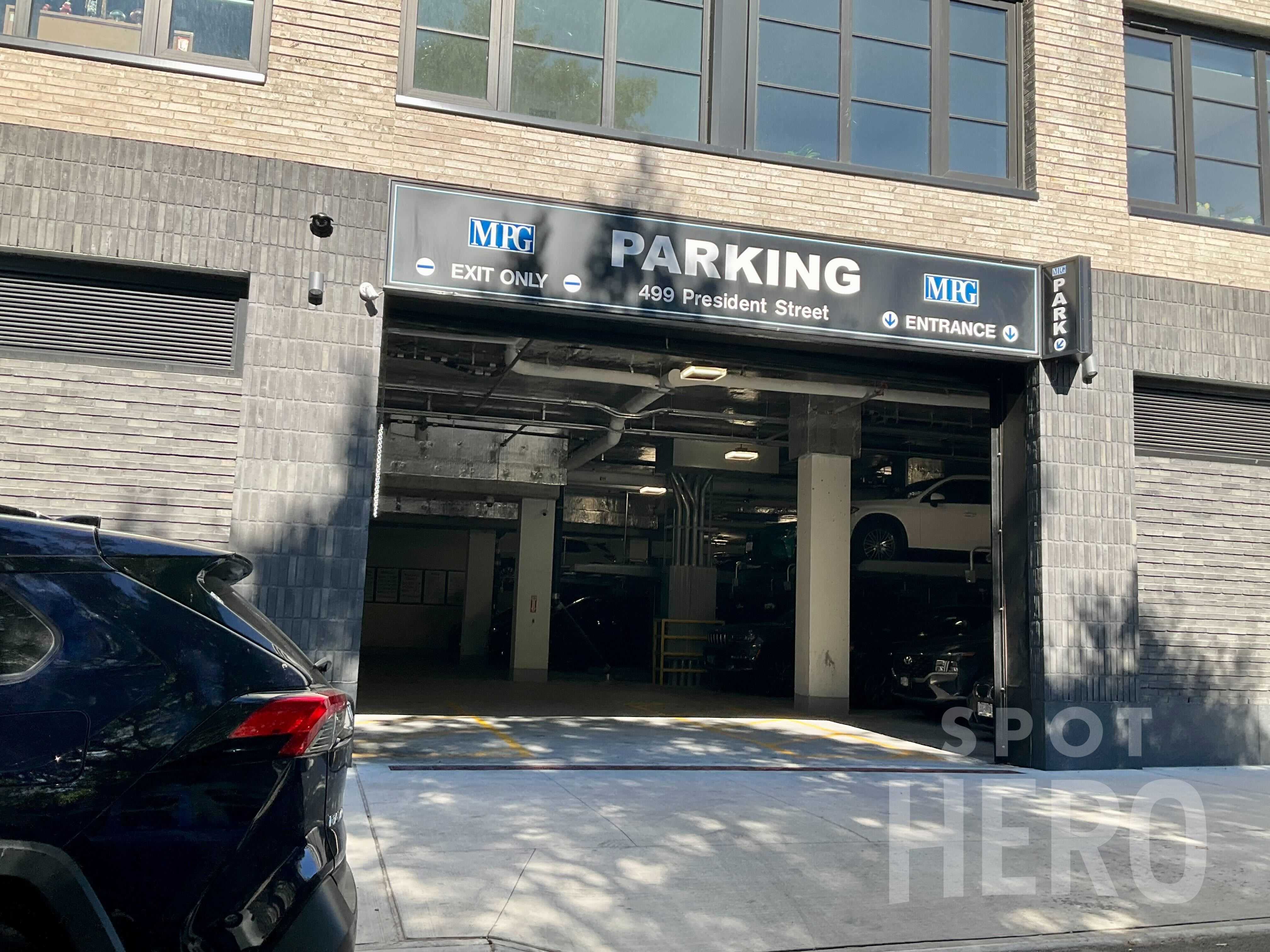 ☆American Garage 495 Sackett Street Parking | Book With SpotHero
