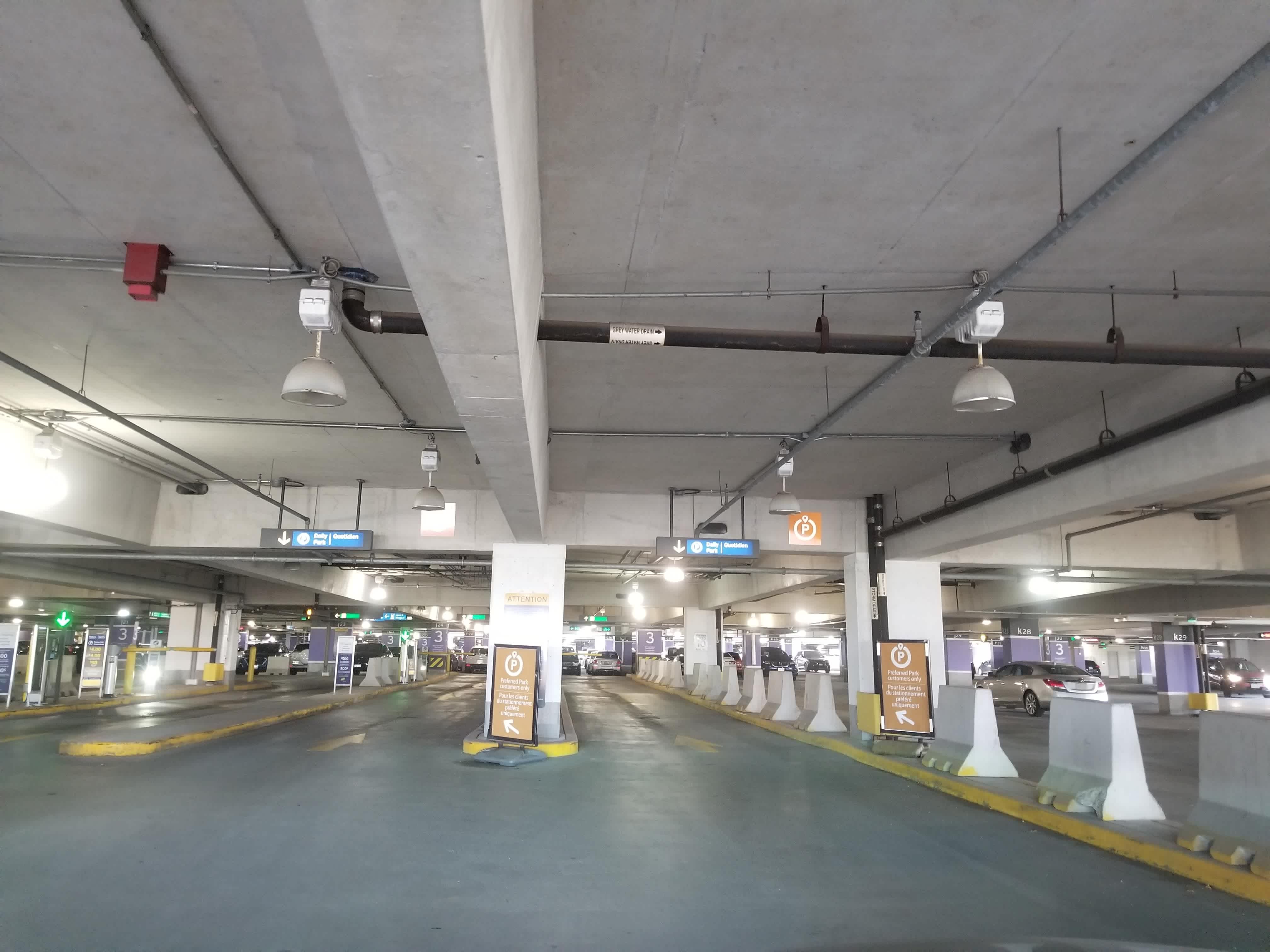 Toronto Airport Parking | Daily Rates From CA$8 | SpotHero