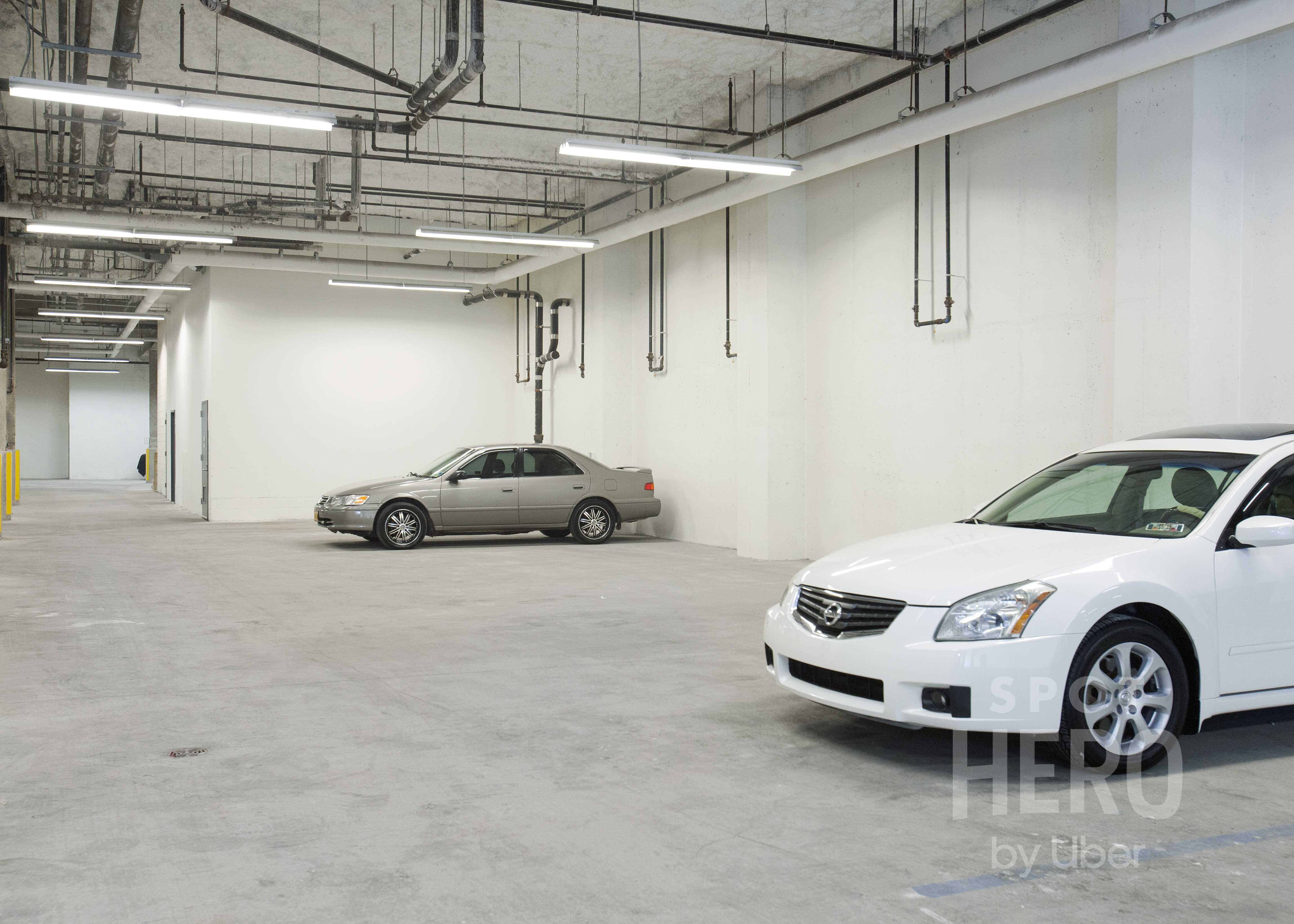 1495 West Farms Road Parking