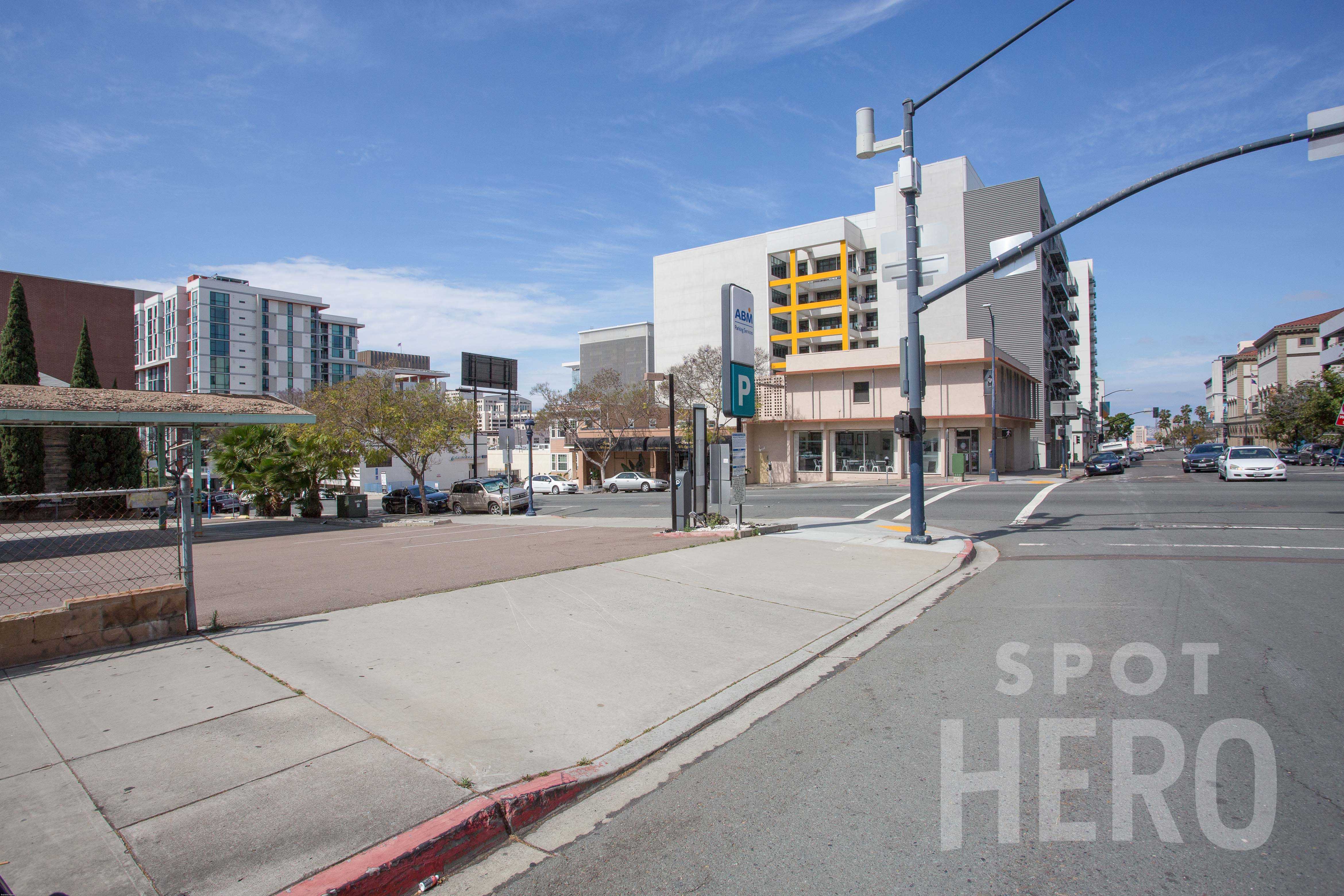 1567 Fifth Avenue Parking