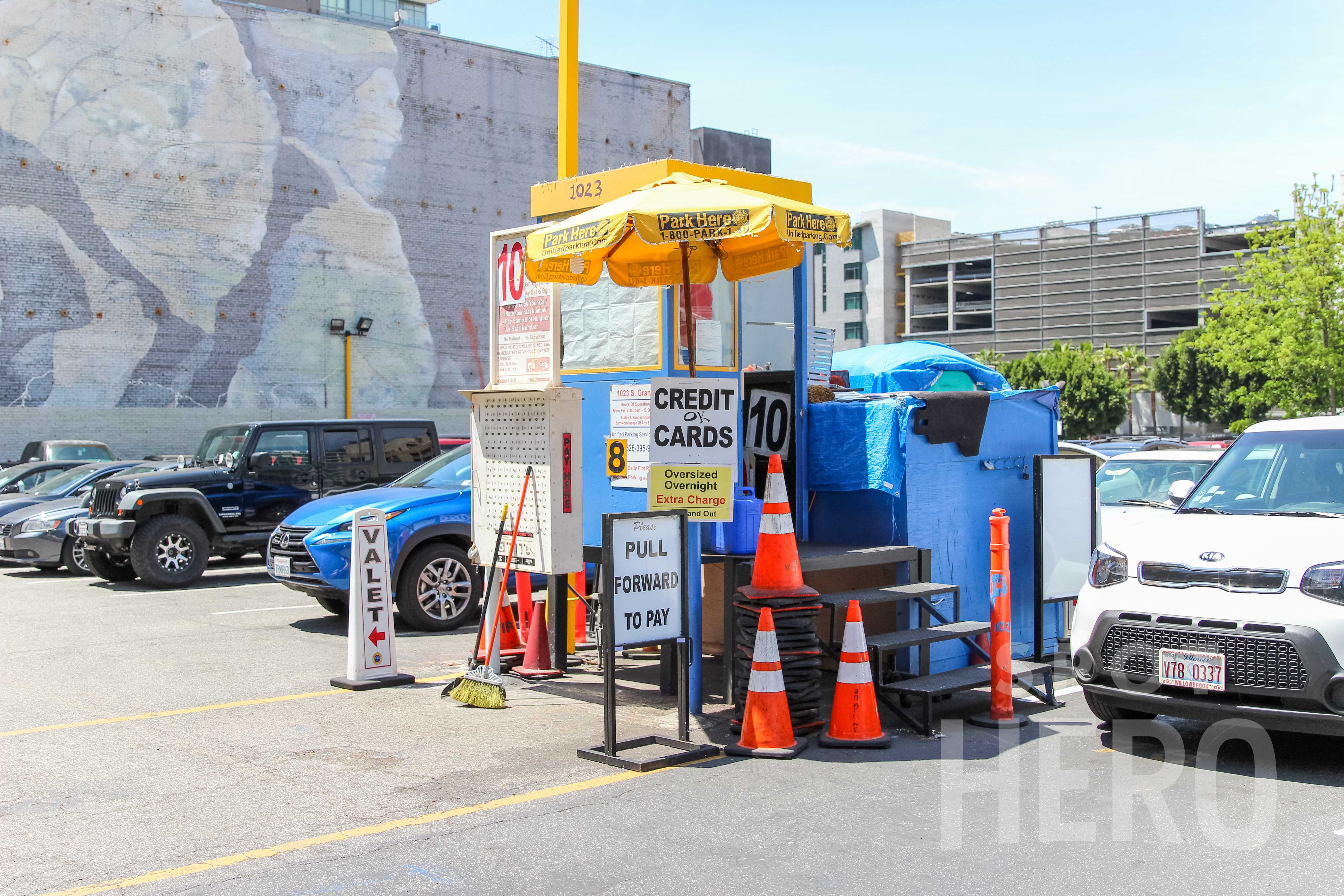 whole foods downtown la parking