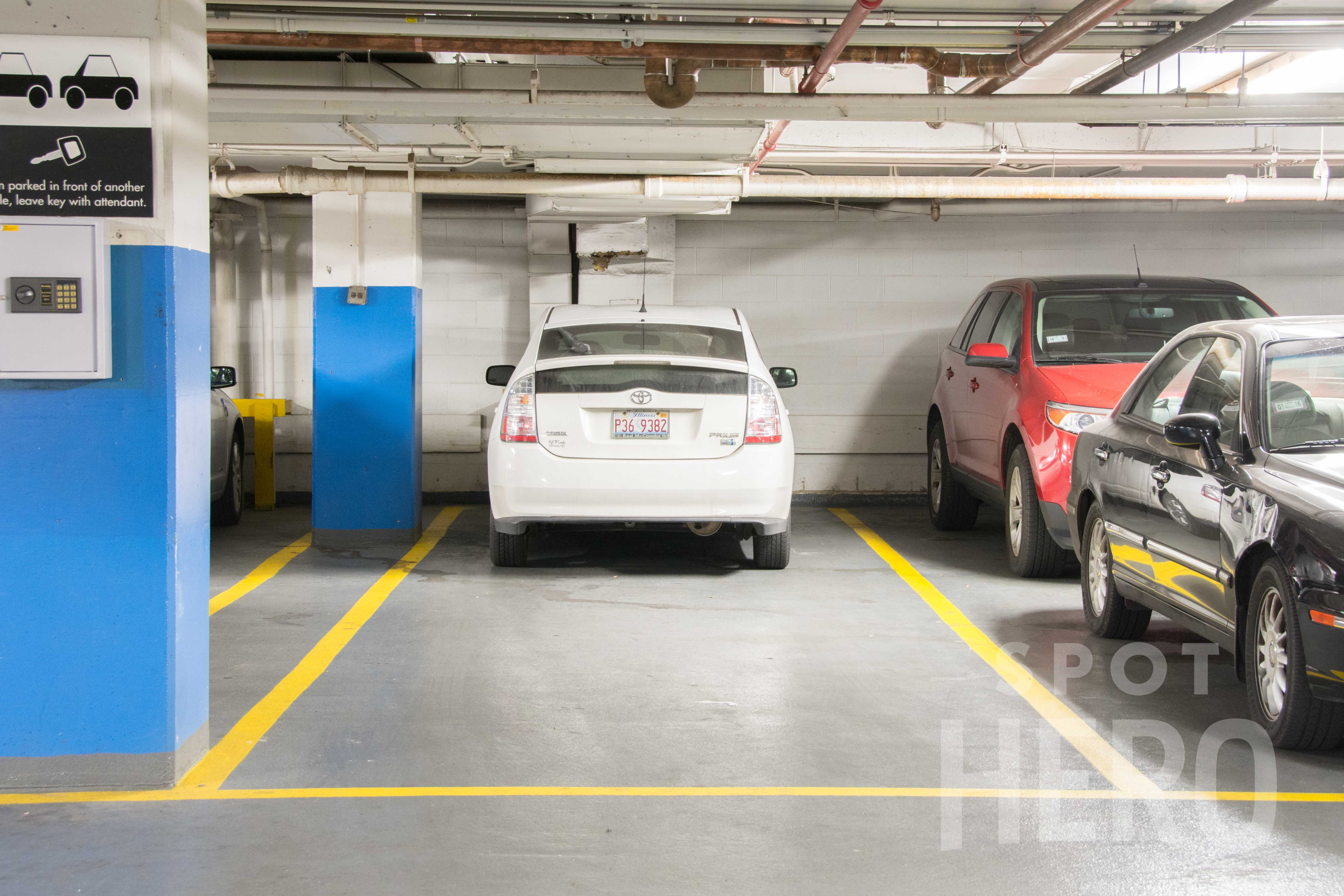 111 E Wacker Dr Parking