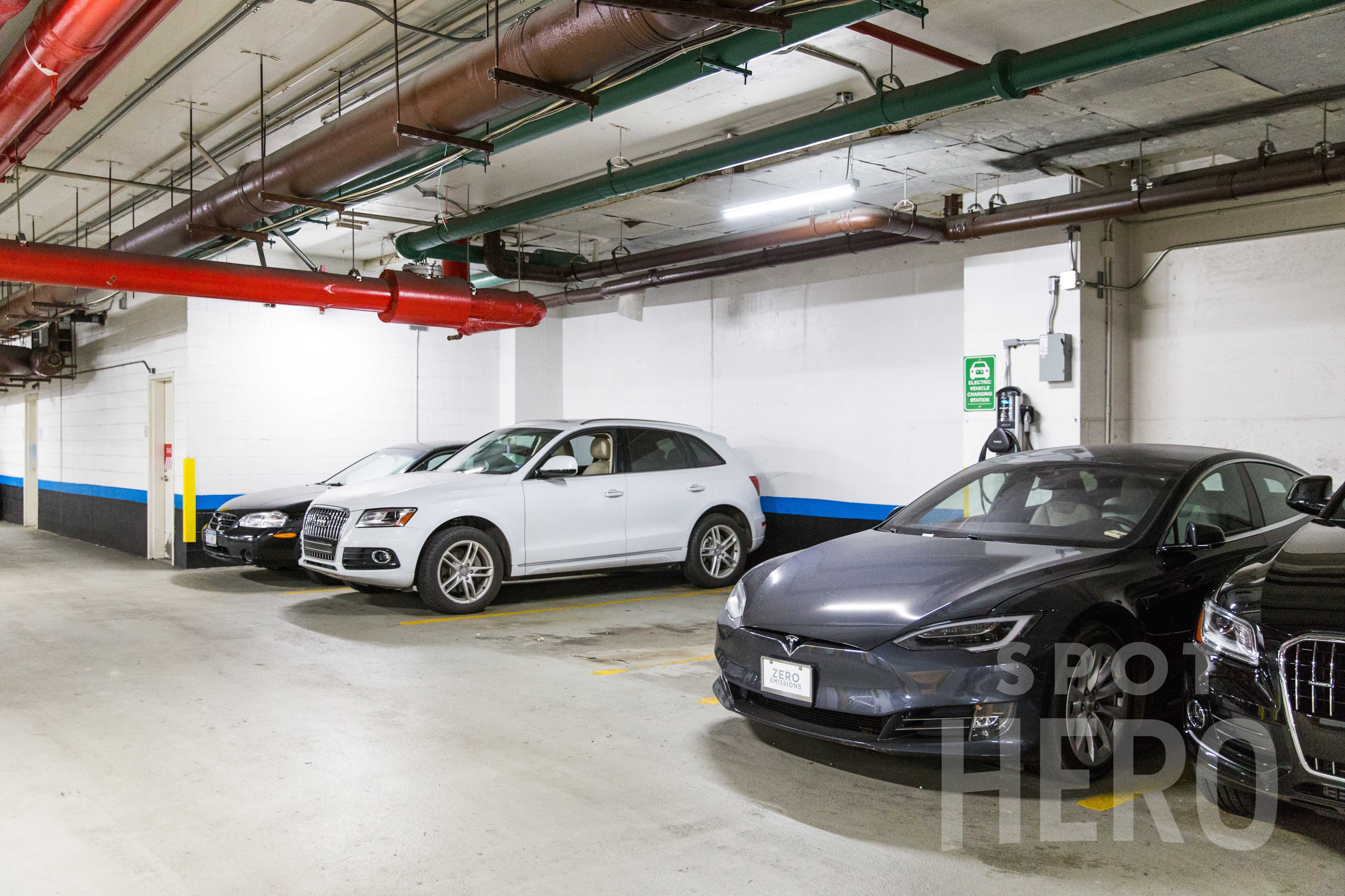 475 West 41st Street Parking