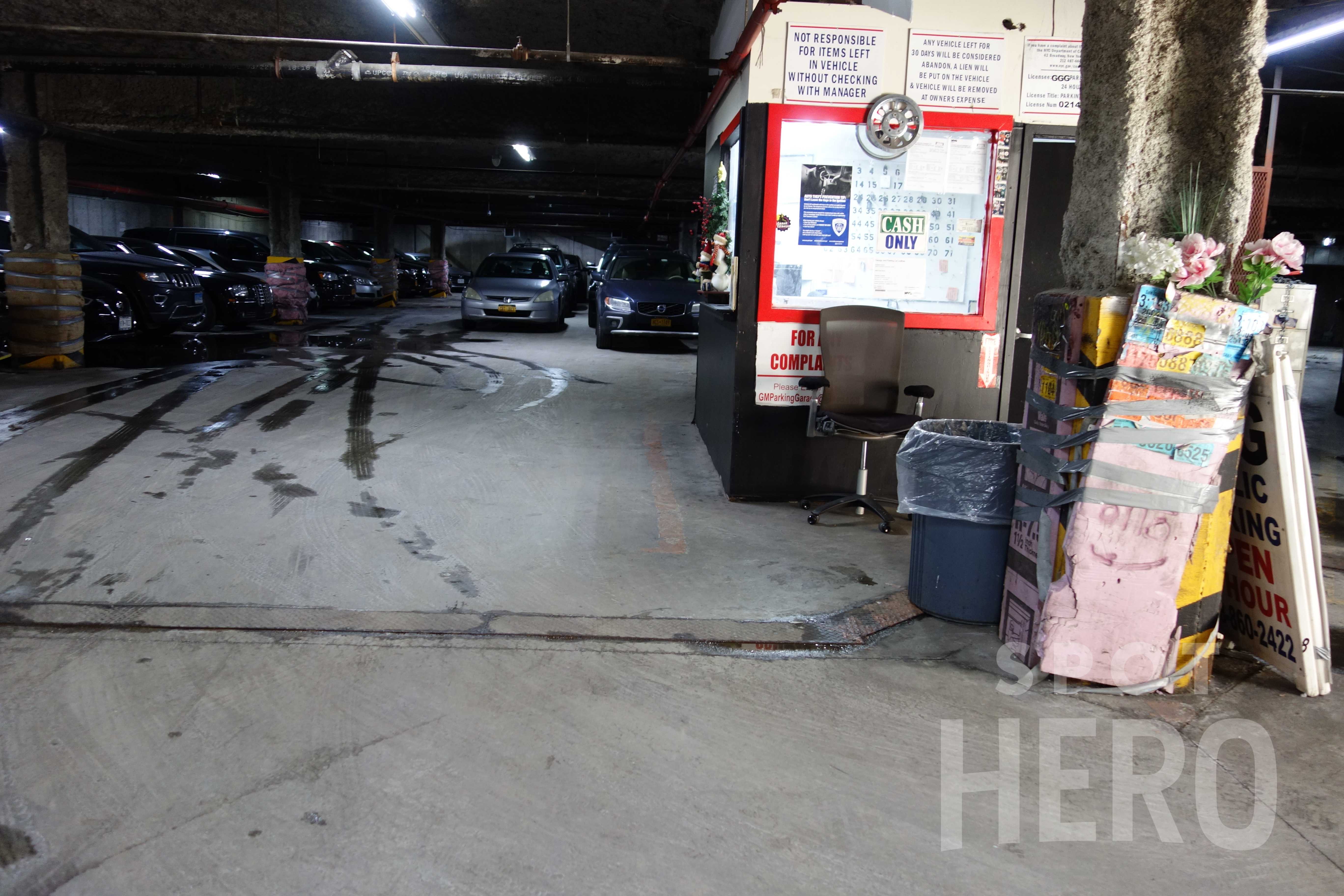 920 Westchester Avenue Parking