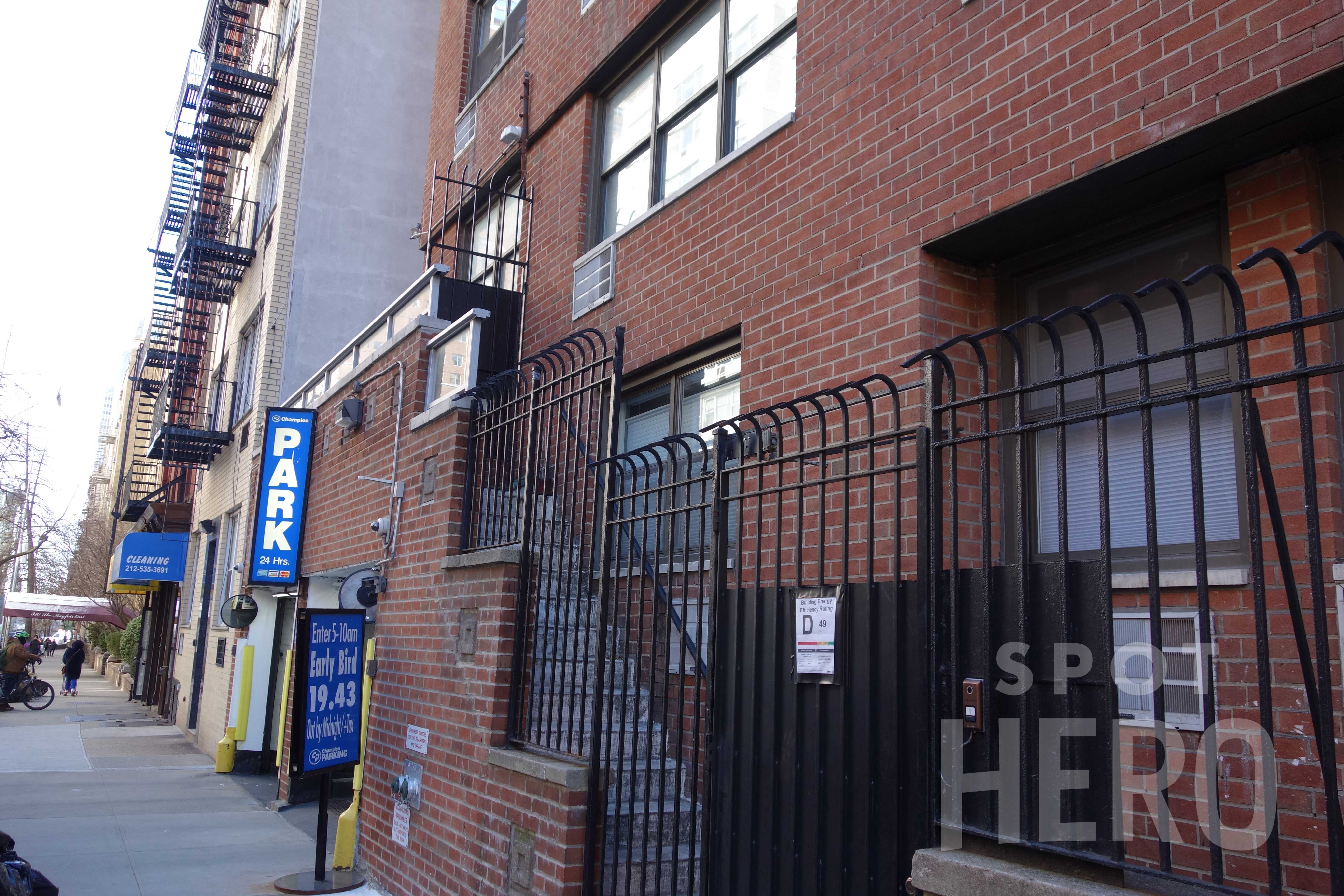 300 East 71st Street Parking