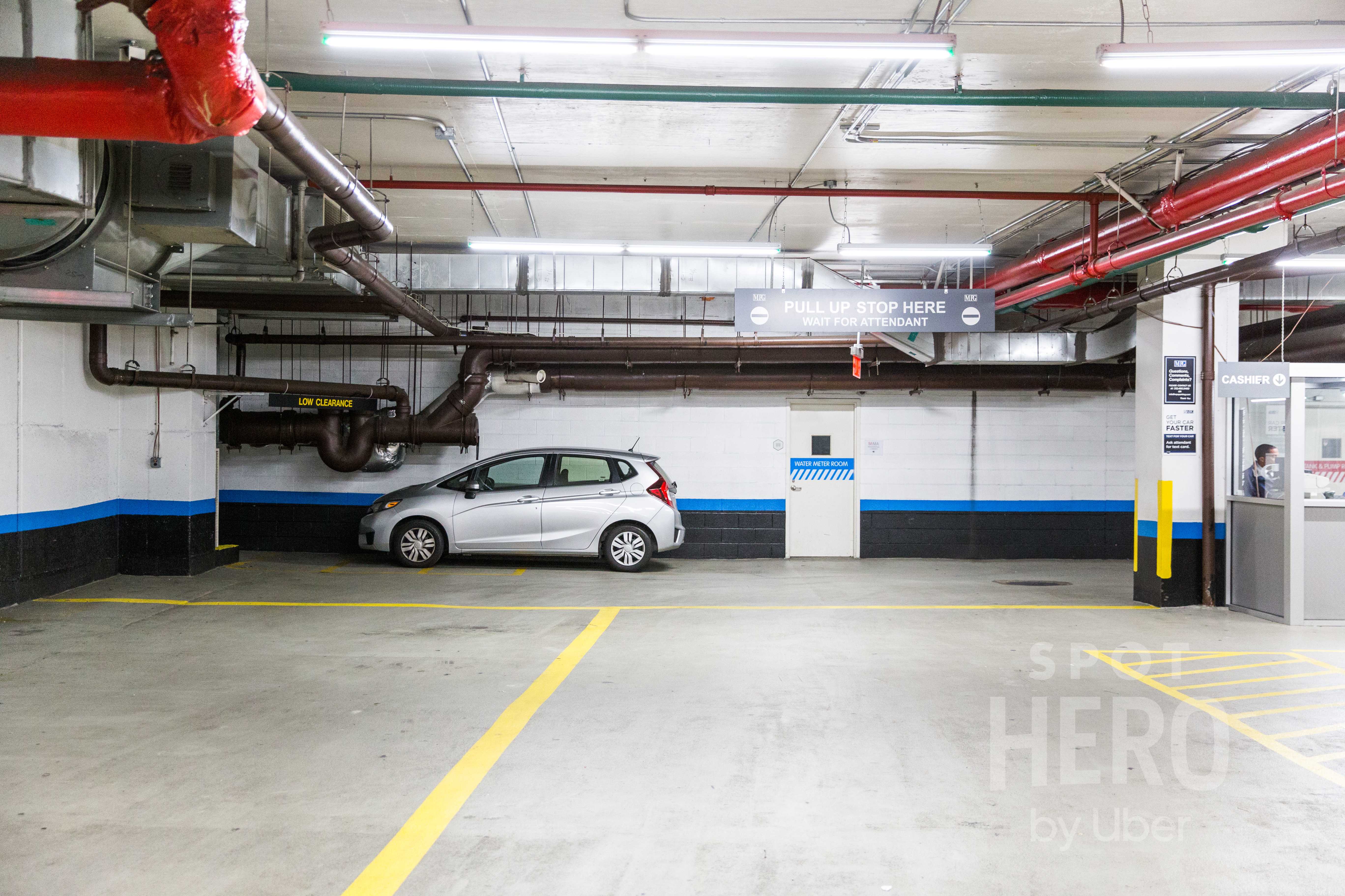 475 West 41st Street Parking