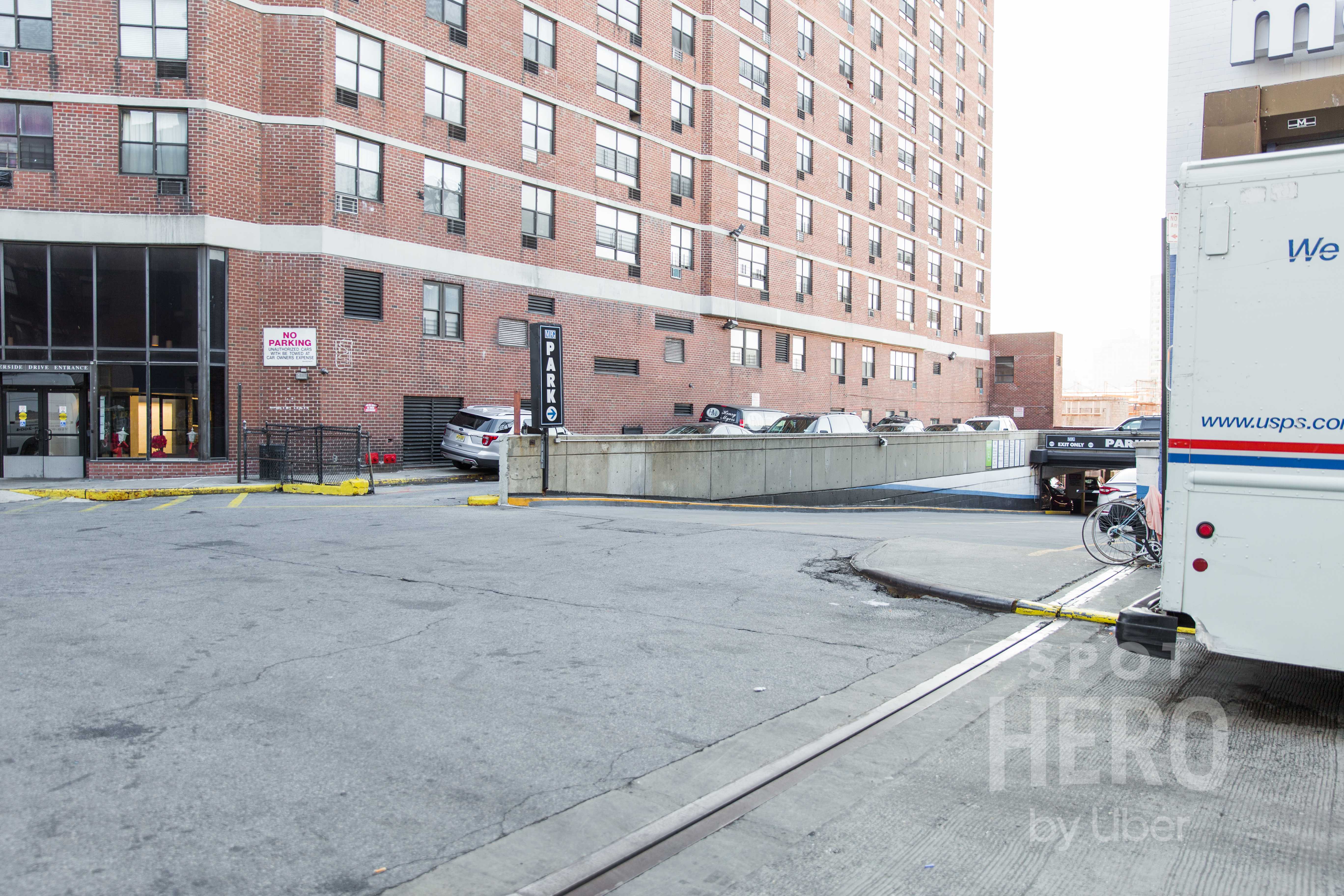 570 West 134th Street Parking