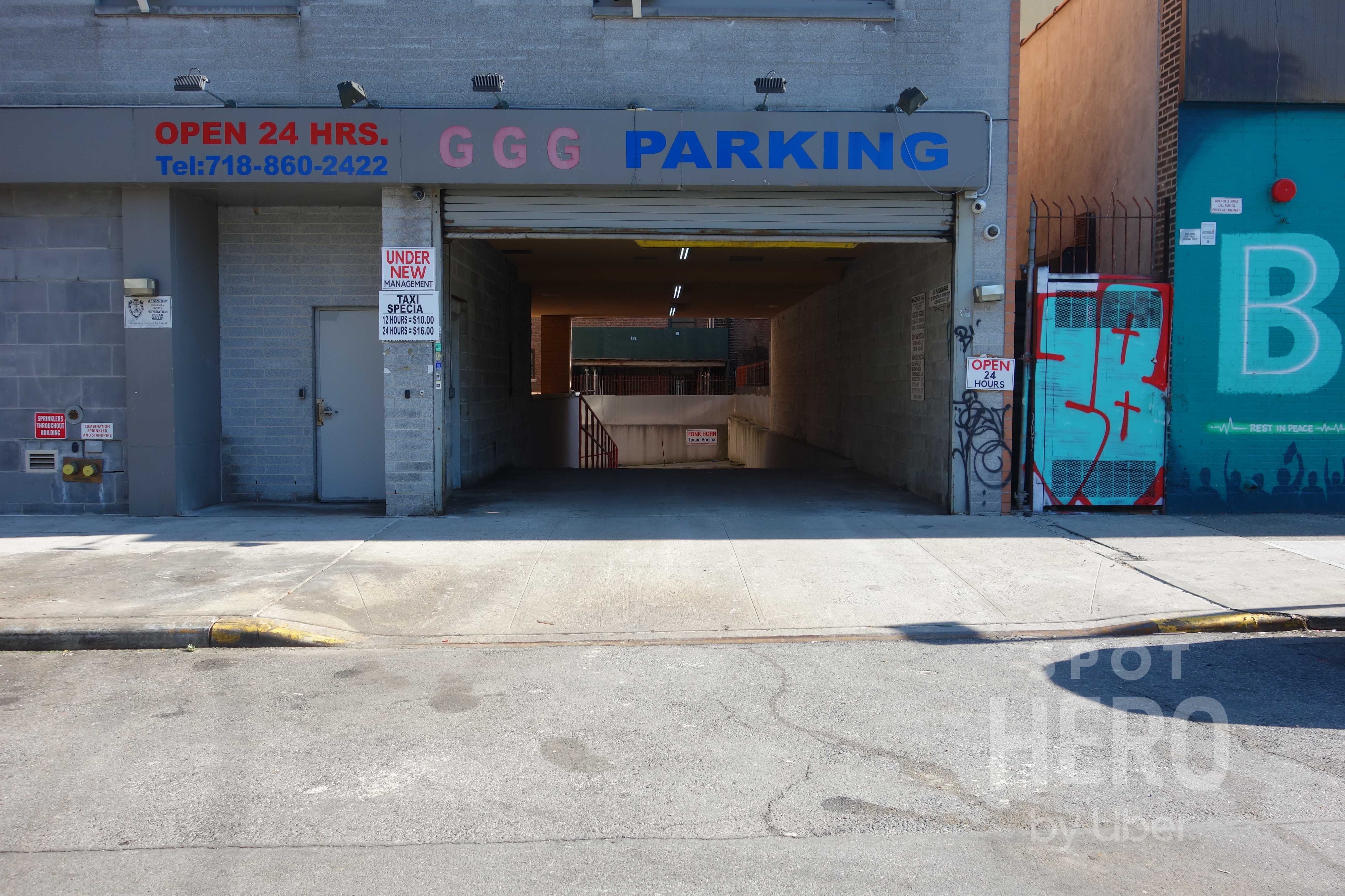 920 Westchester Avenue Parking