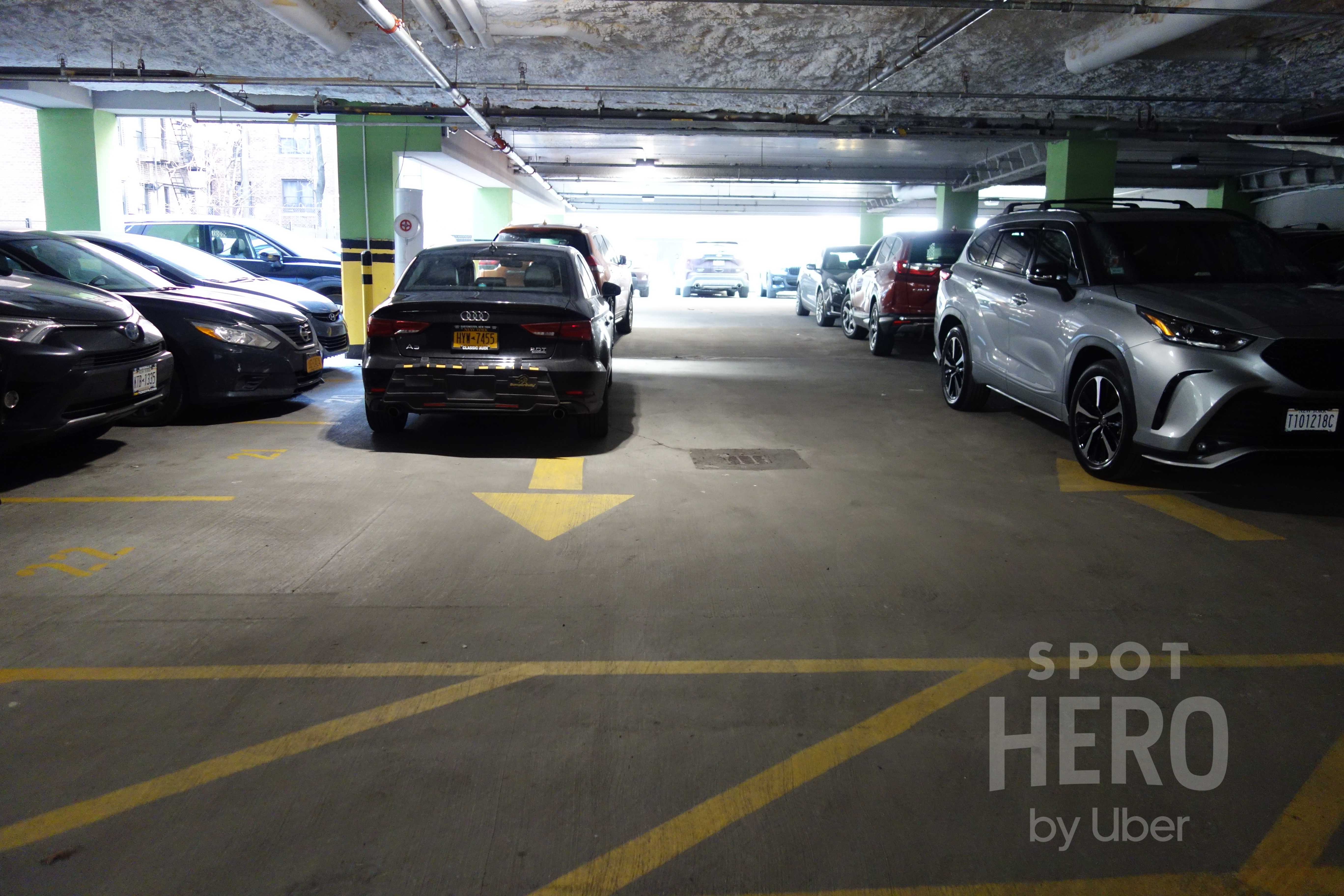 2519 Creston Avenue Parking