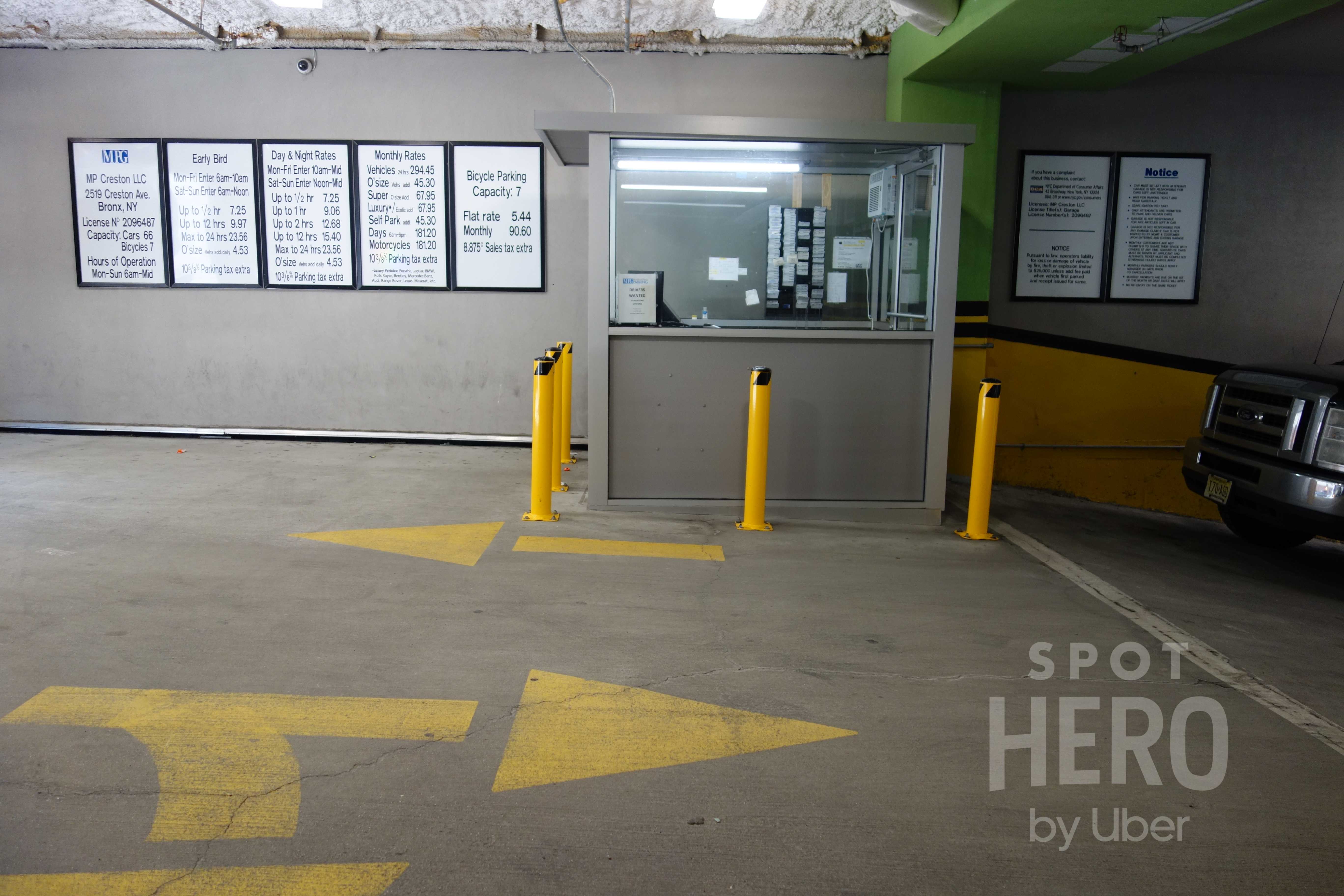 2519 Creston Avenue Parking