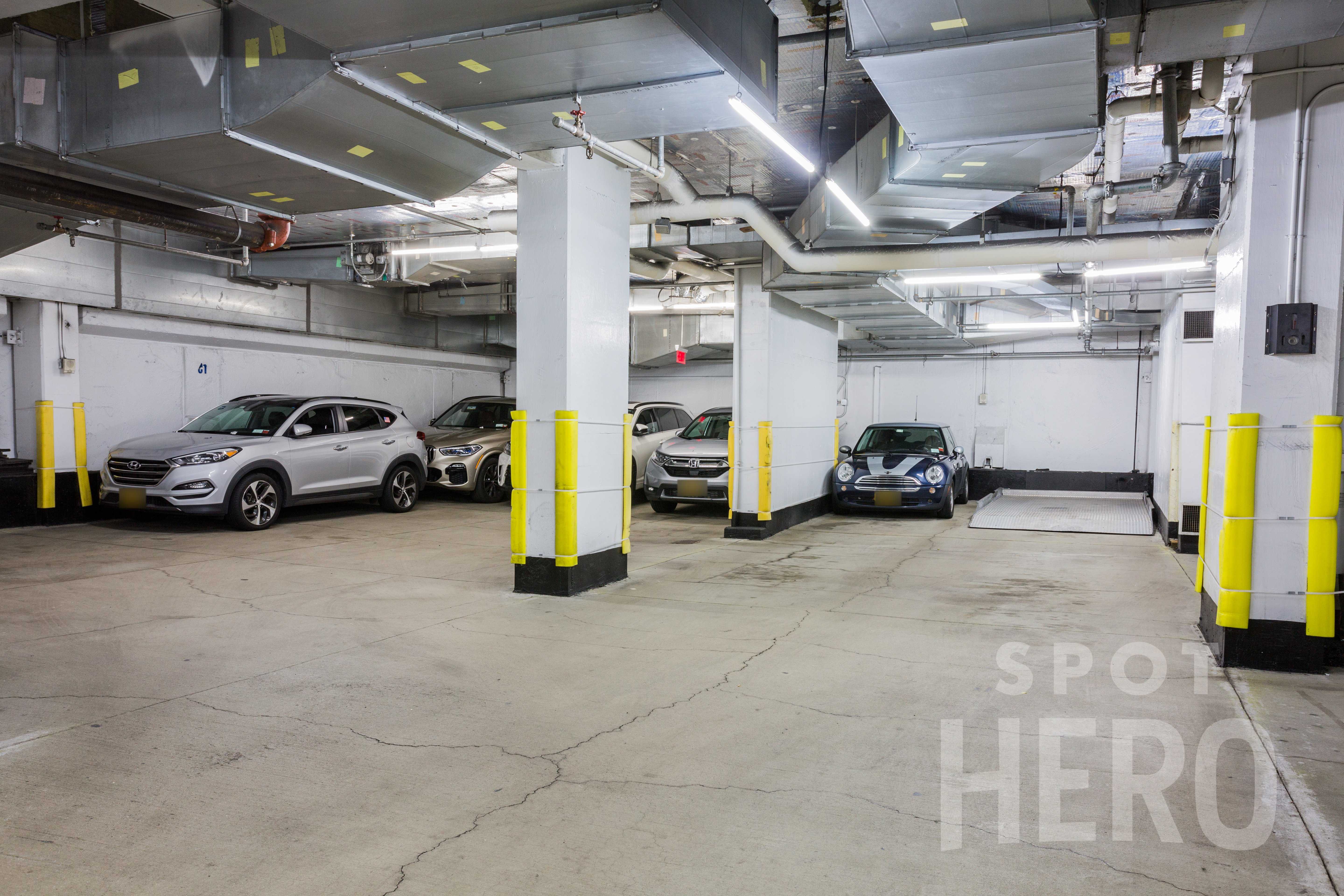 102 West 39th Street Parking