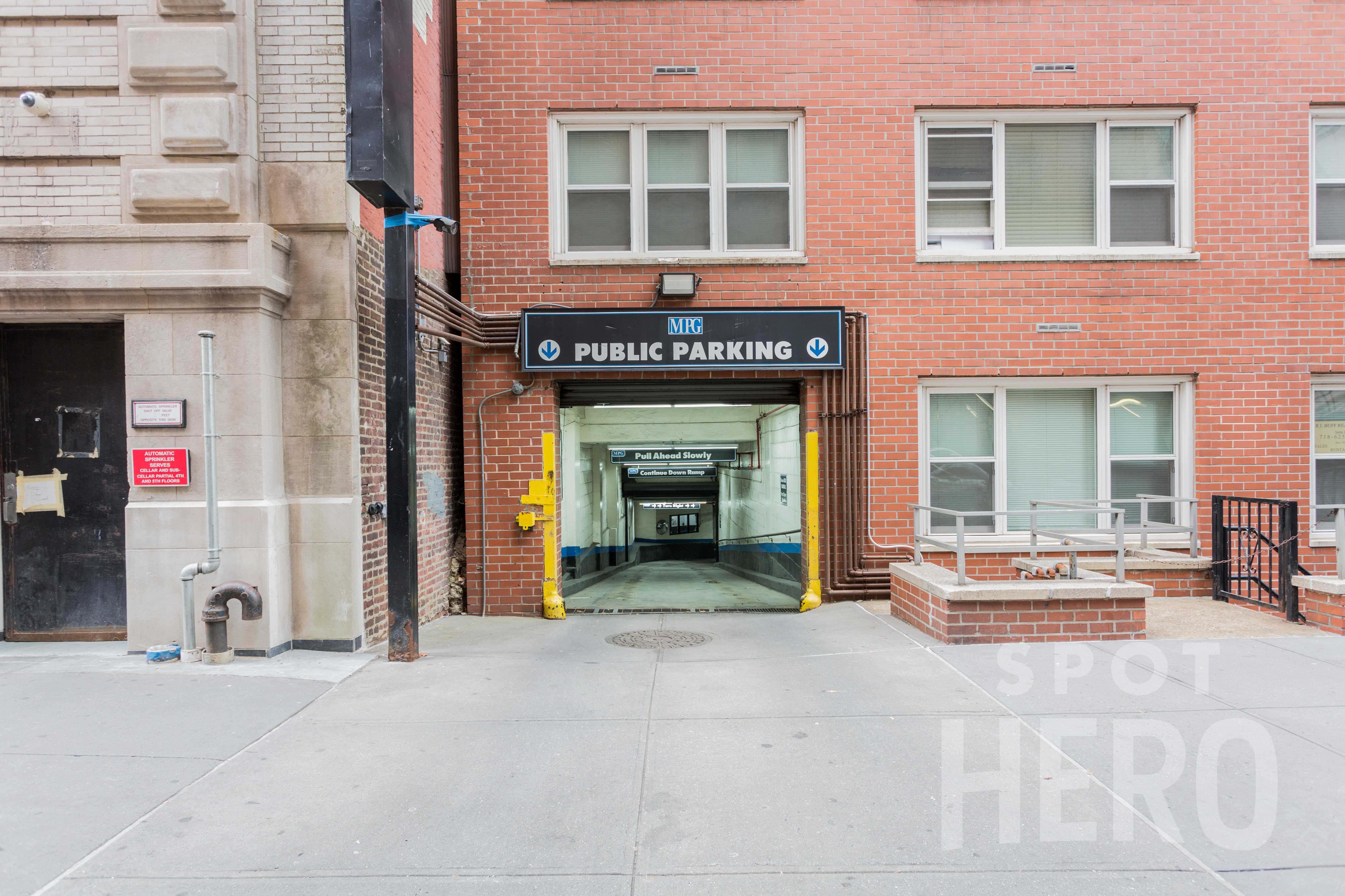 40 Clinton Street Parking