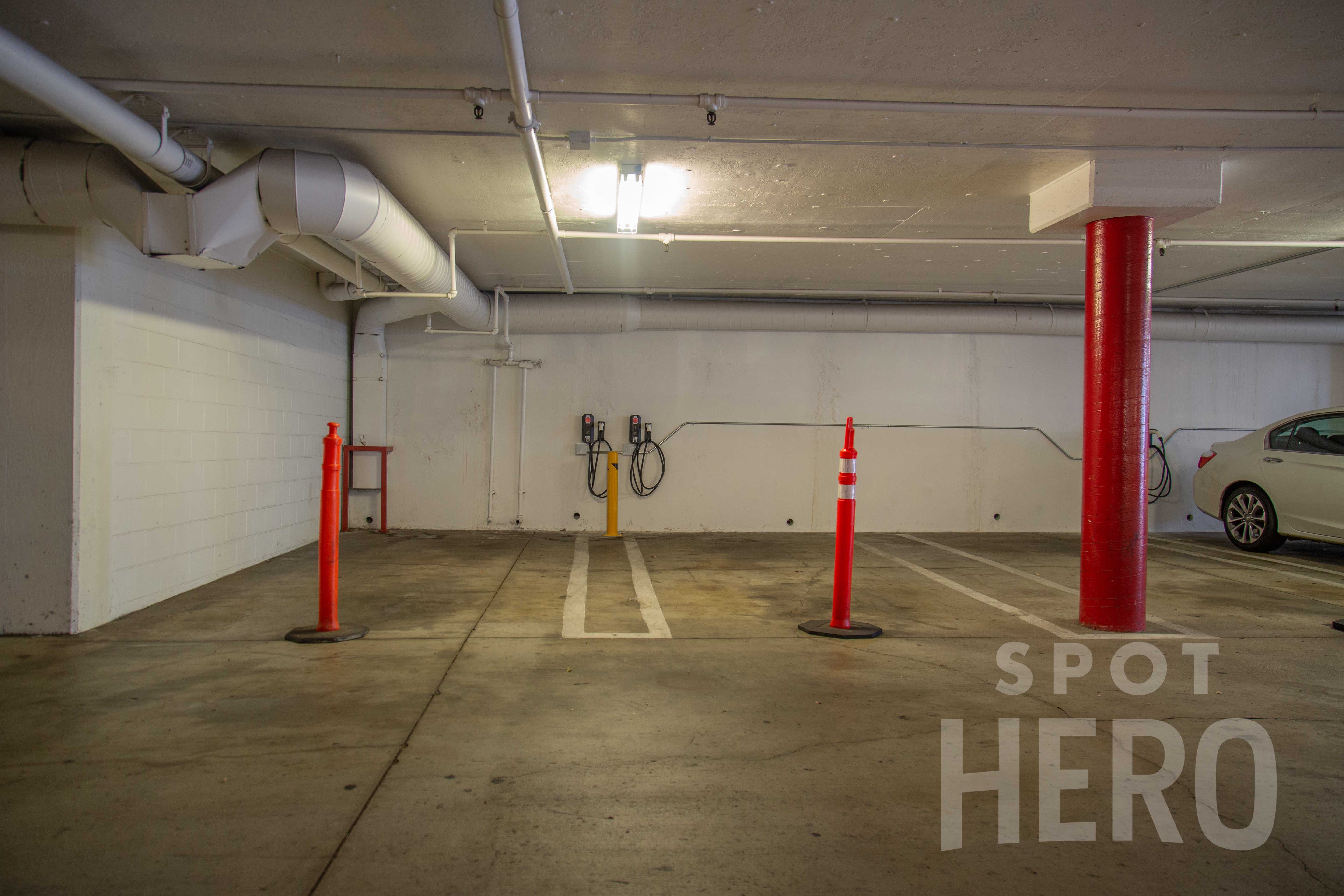 1800 Vine Street Parking