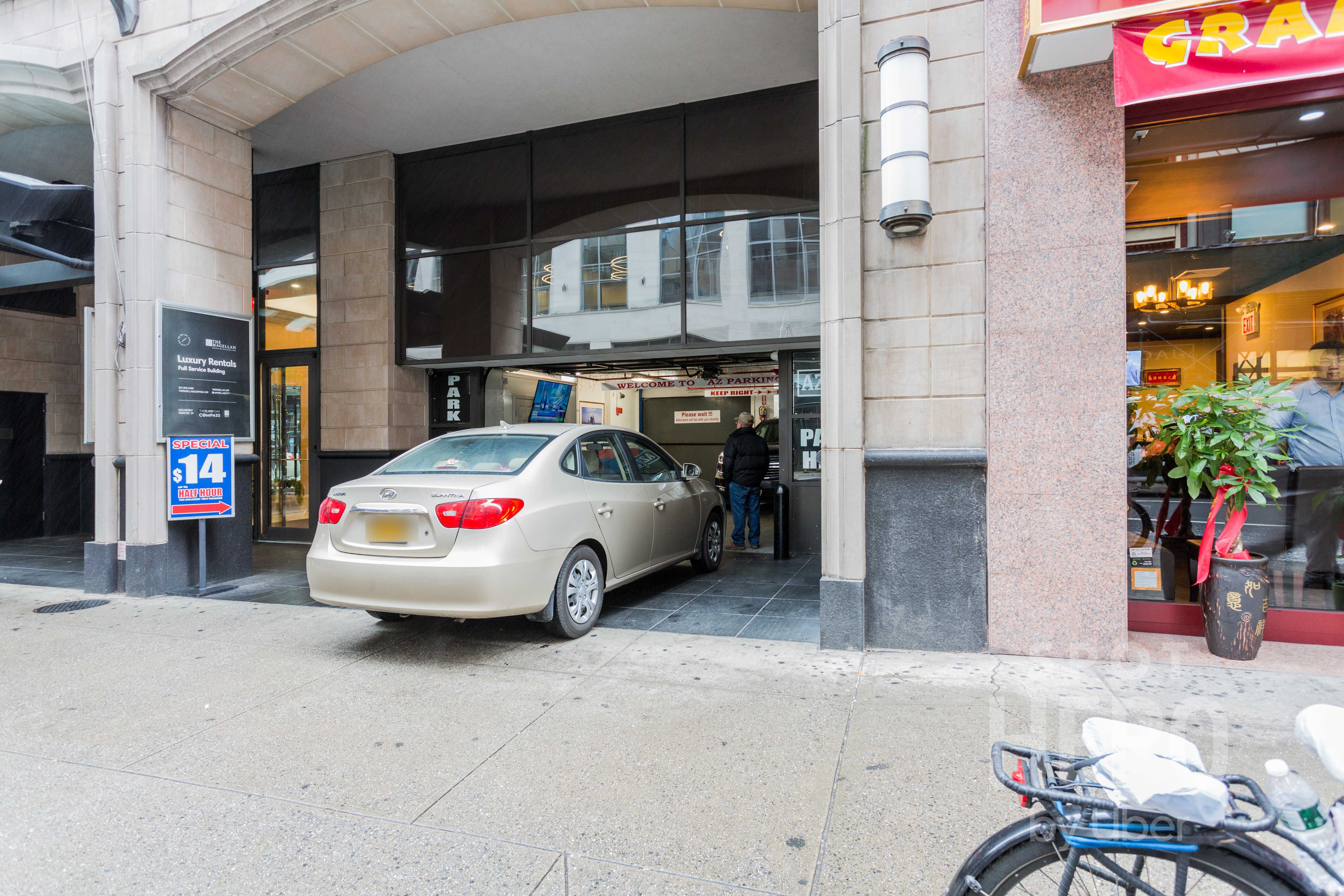 35 West 33rd Street Parking