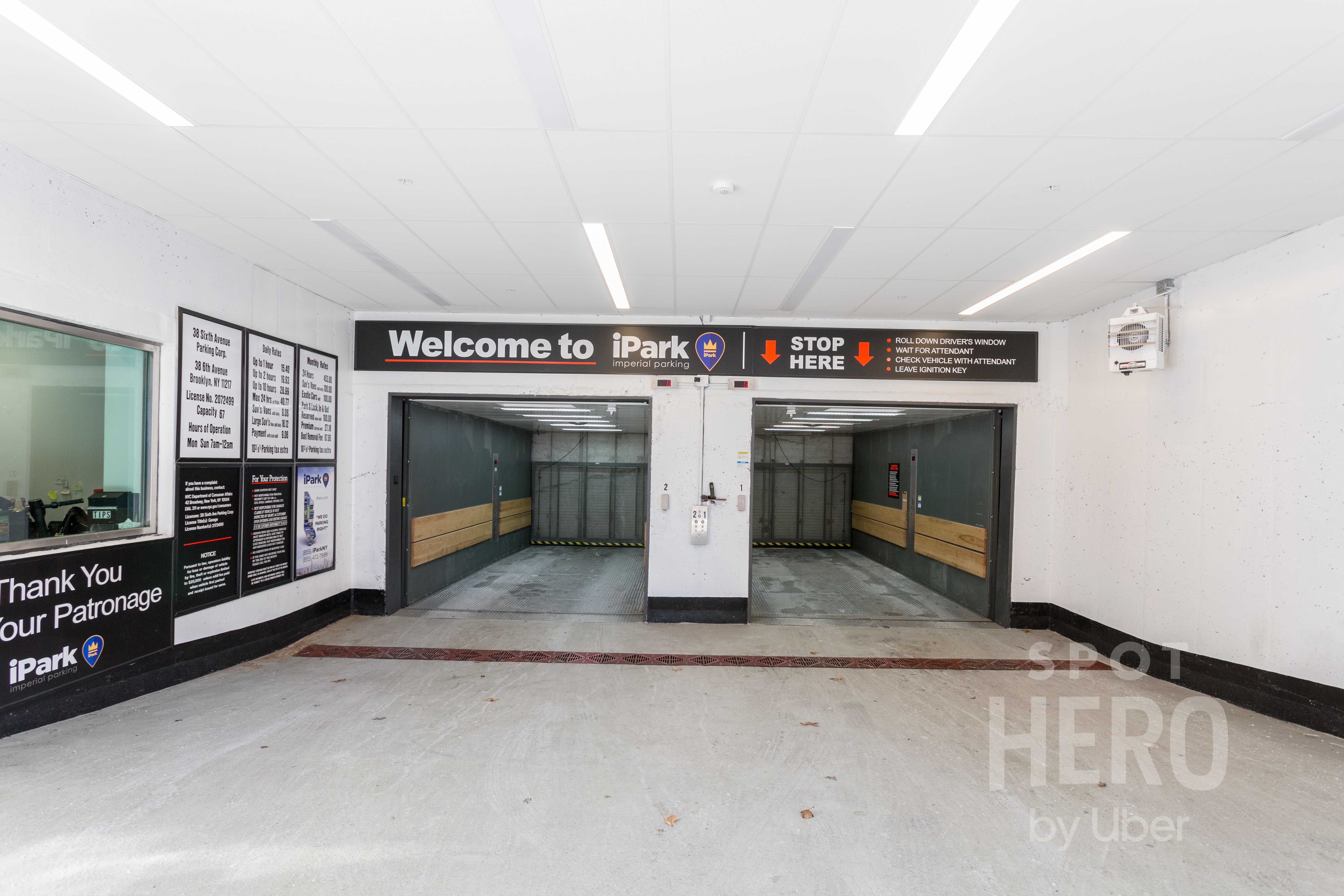 475 Dean Street, Parking