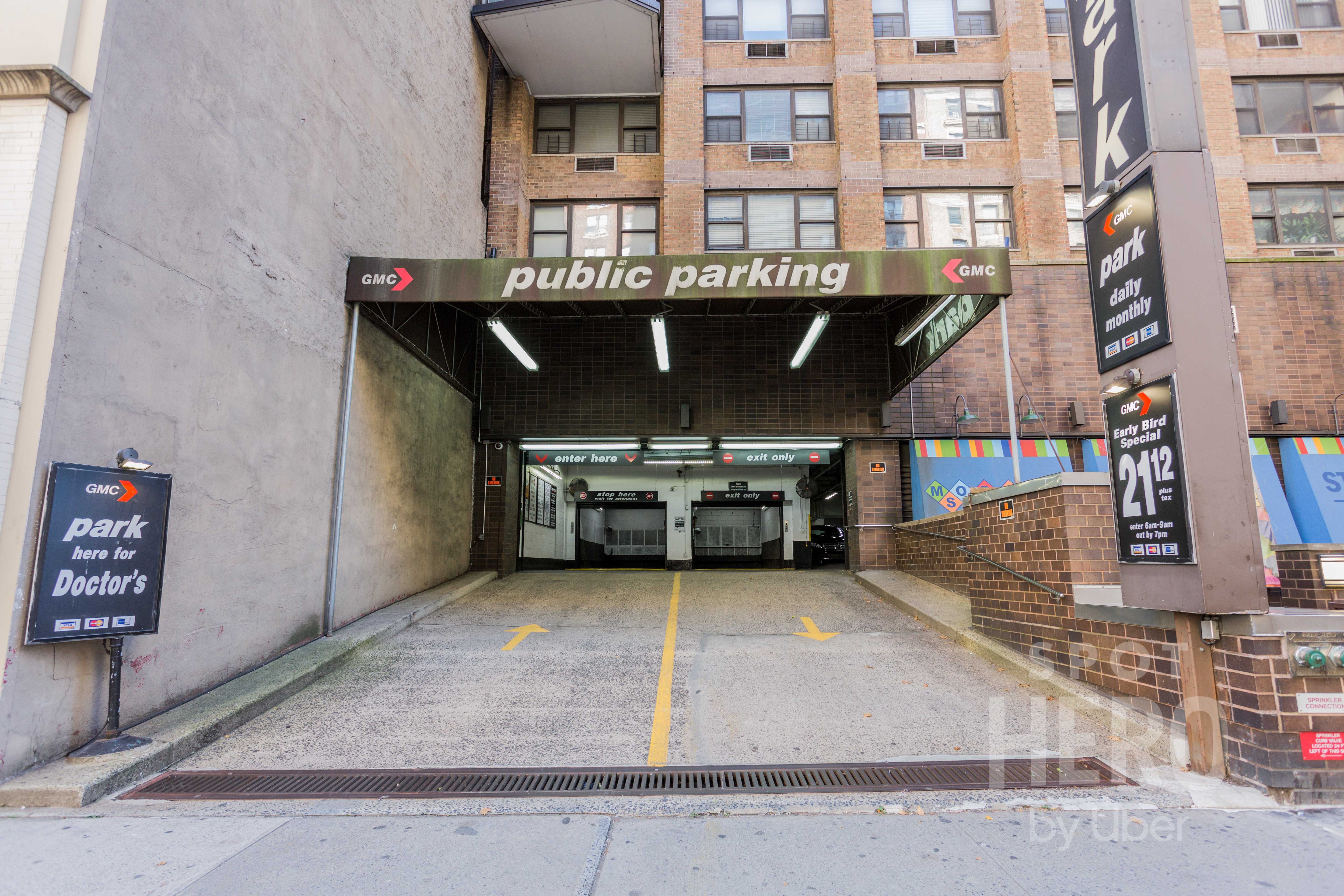 118 East 86th Street Parking