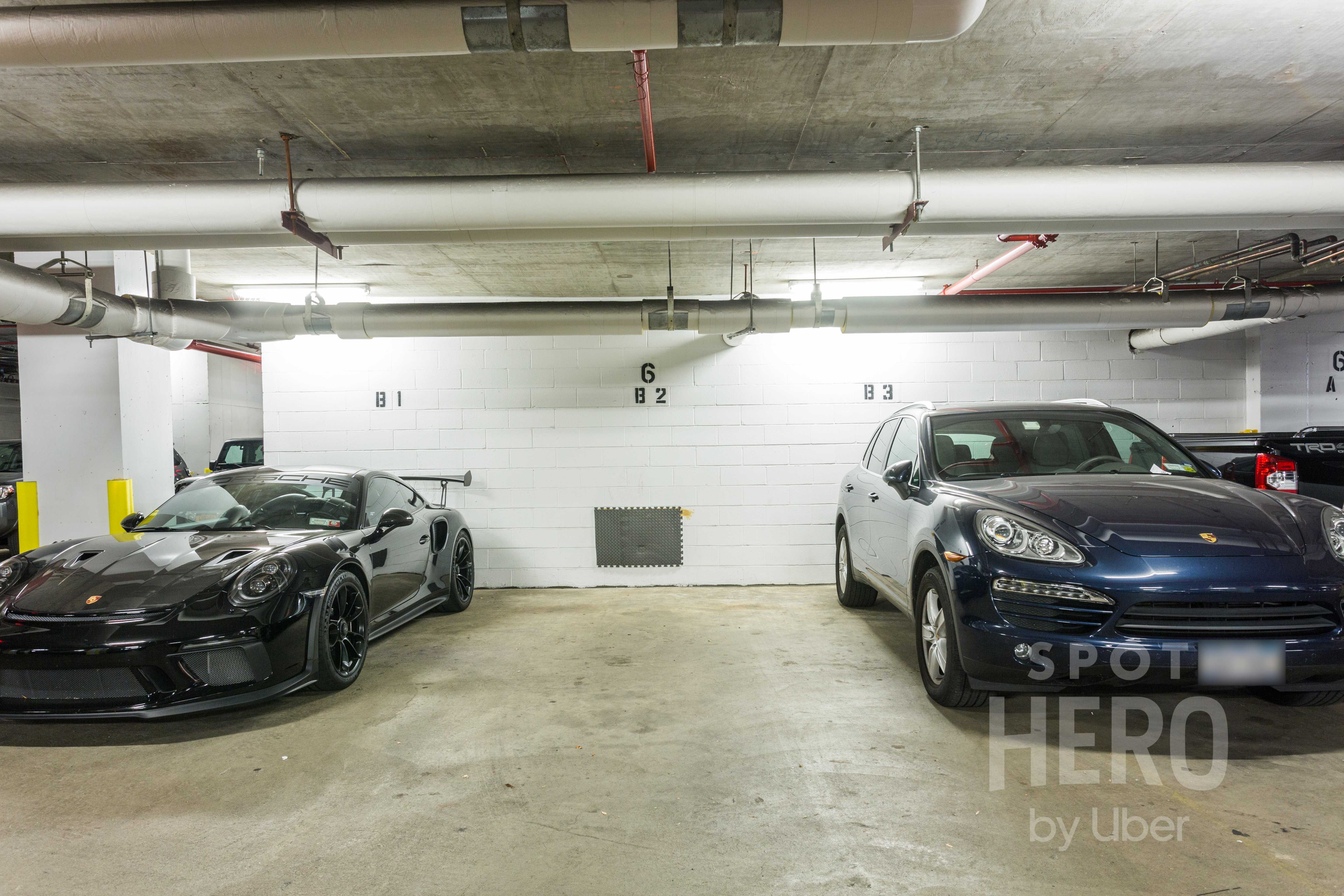 450 Washington Street Parking