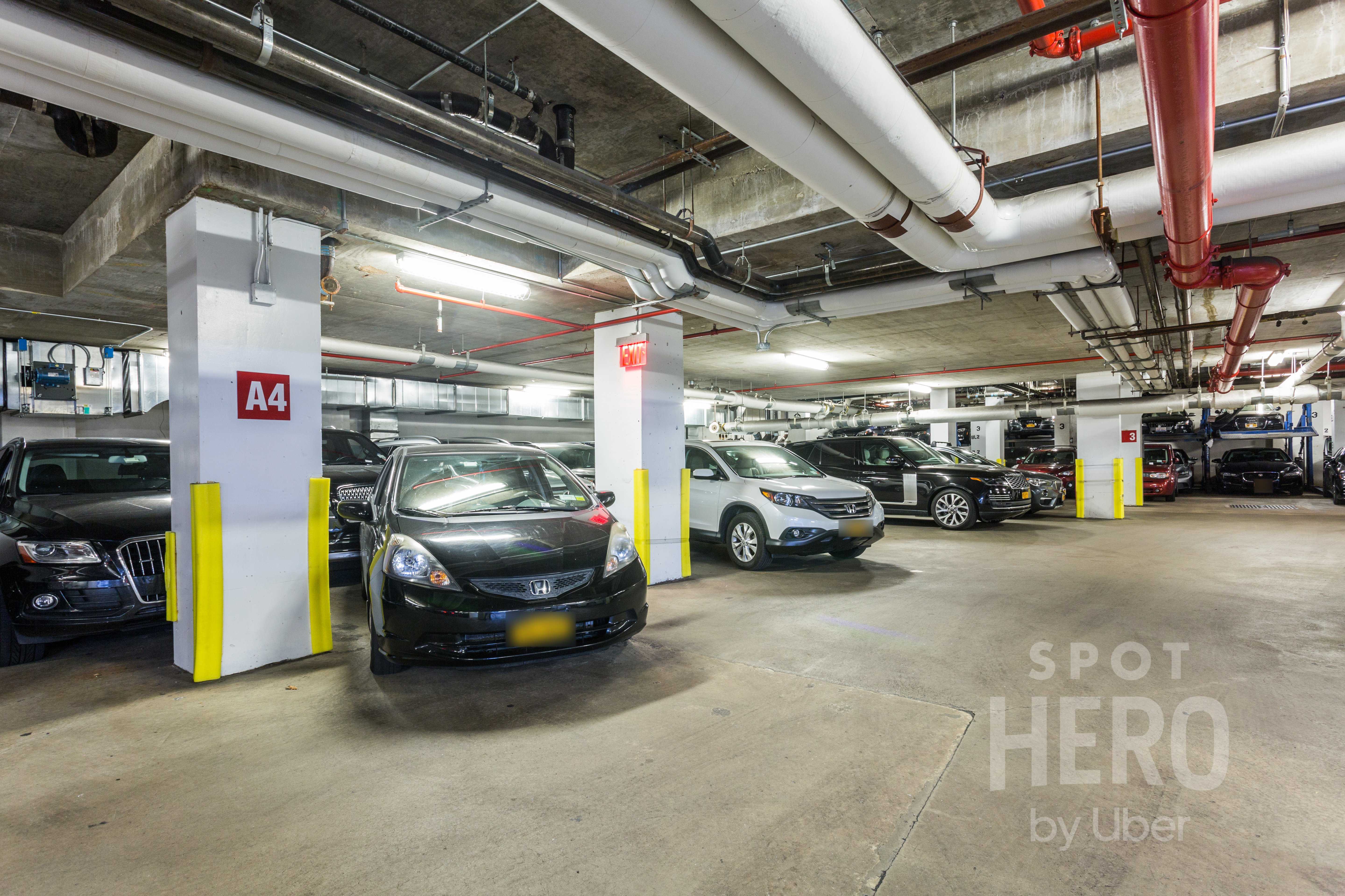 450 Washington Street Parking