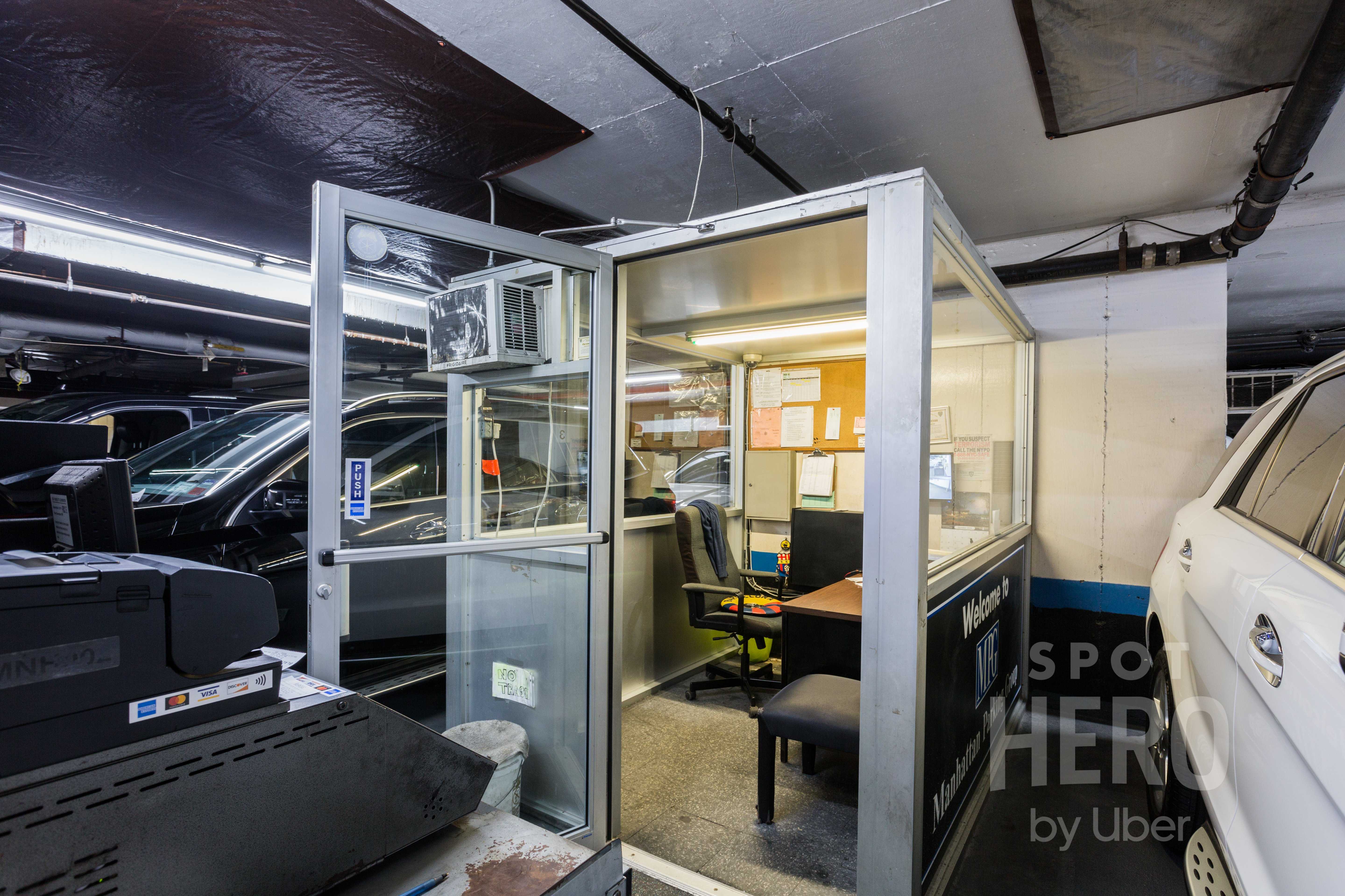 121 Reade Street Parking