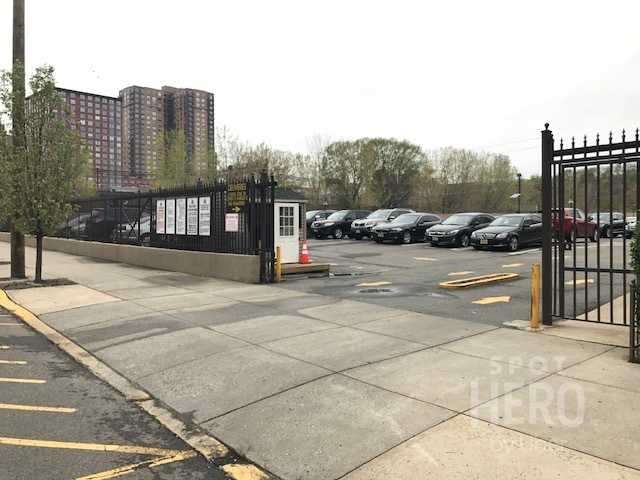 50 Harrison Street Parking