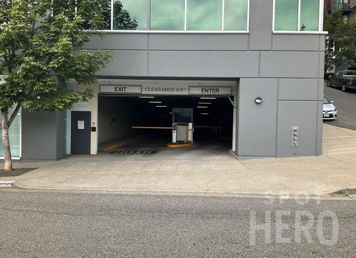 1505 Westlake Avenue North Parking