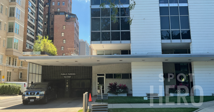 Parking at Chicago Place Condos Garage - Valet