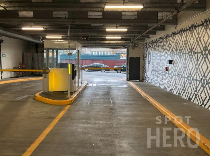 1505 Westlake Avenue North Parking