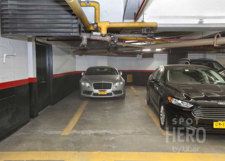 101 Park Avenue Parking