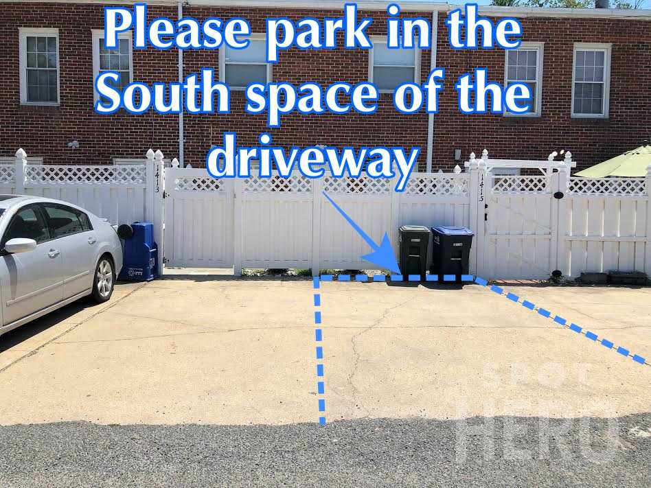 1413 Carrollsburg Place Southwest Parking