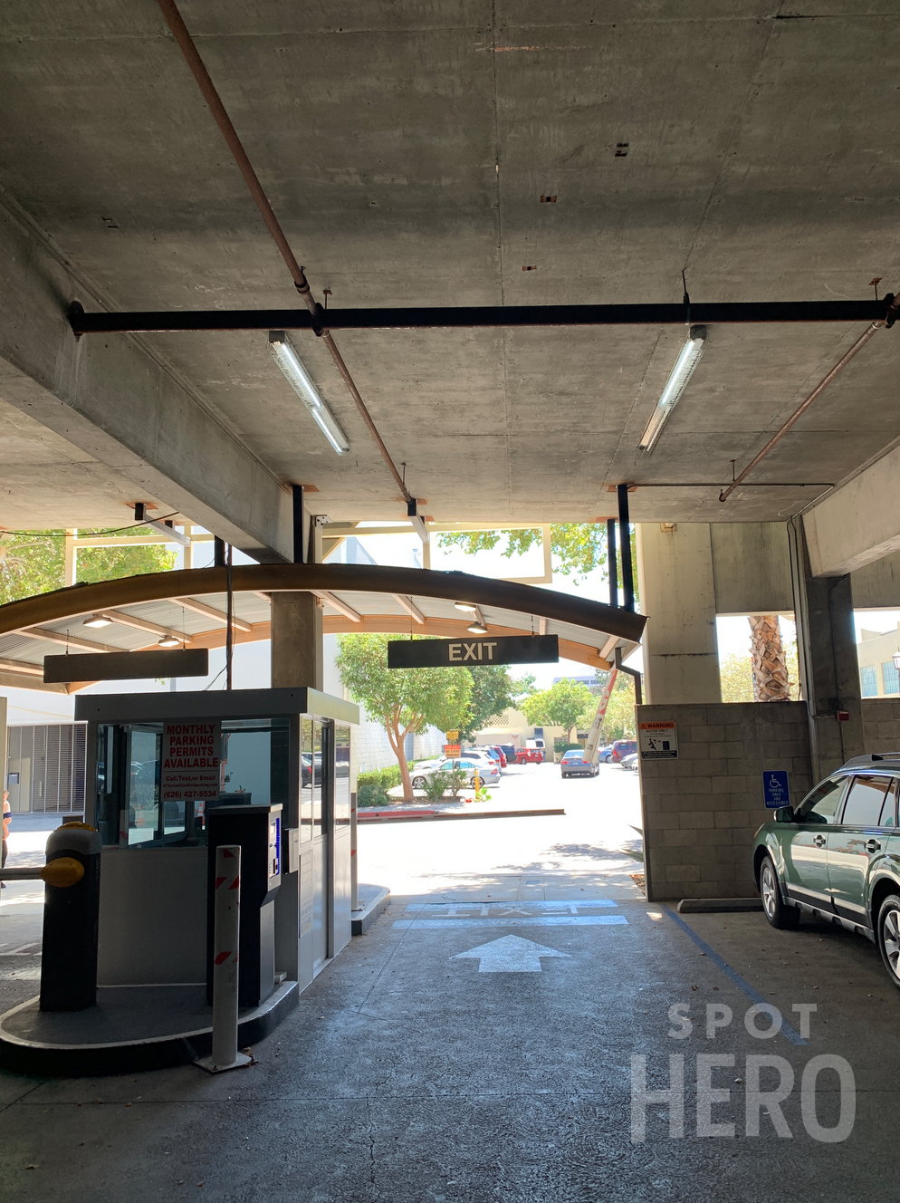 473 Union Street Parking