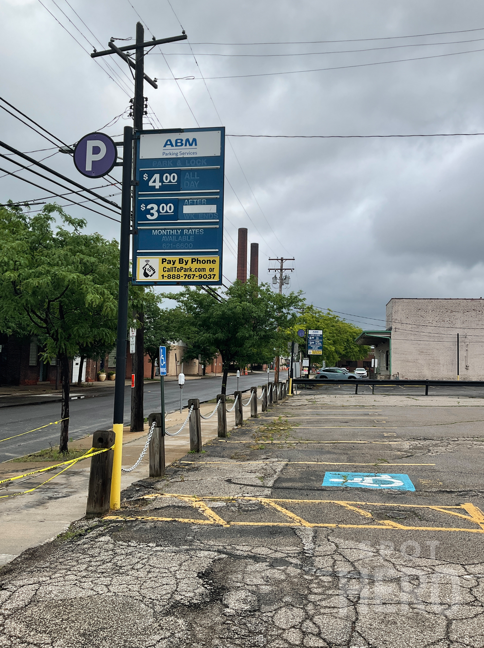 1514 Hamilton Avenue Parking
