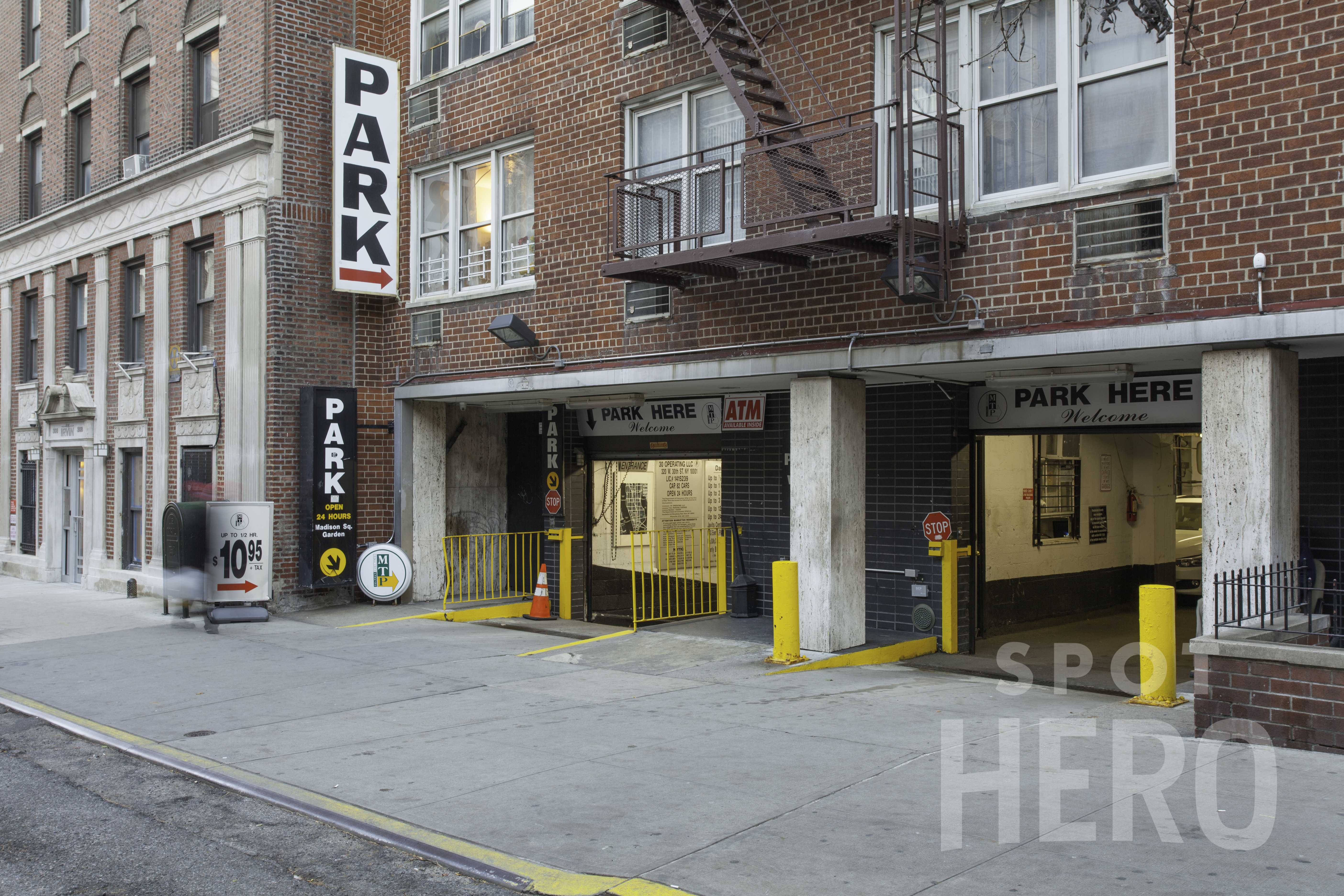 320 West 30th Street Parking