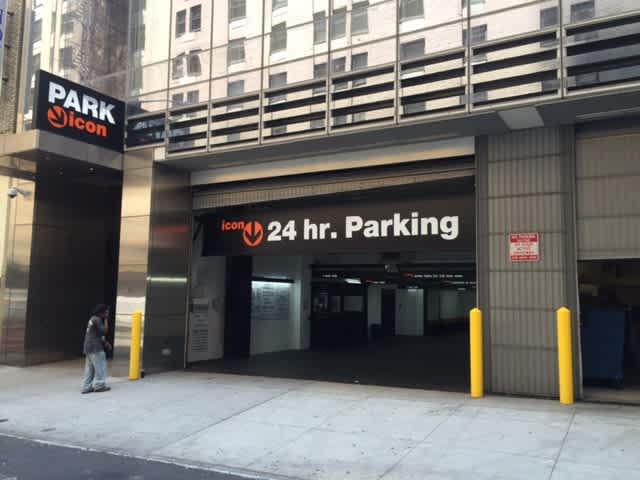 Park Central Hotel Parking | SpotHero