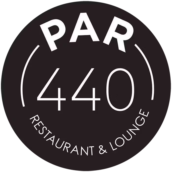 Par 440 Restaurant & Lounge logo