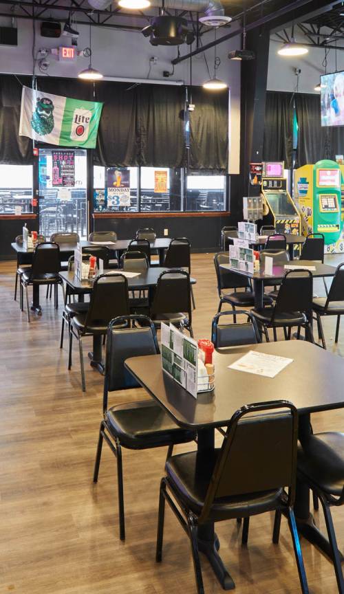 Mulligans bar and hot sale grill