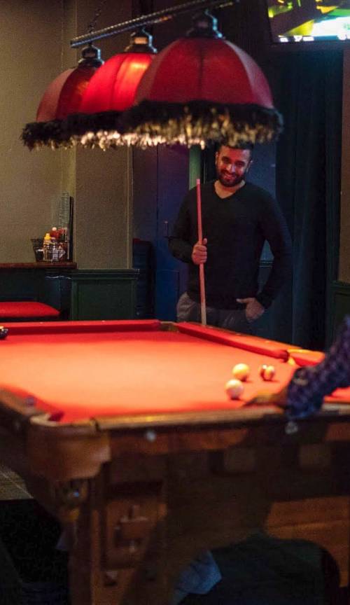 Q's Billiard Club & Restaurant - Los Angeles, CA