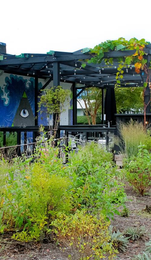 Croc's 19th street bistro hot sale